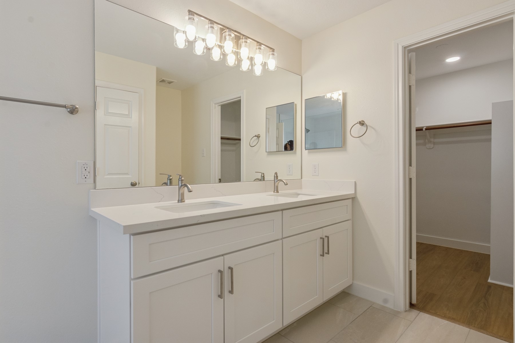 13167 Peppergate Lane Property Photo 16