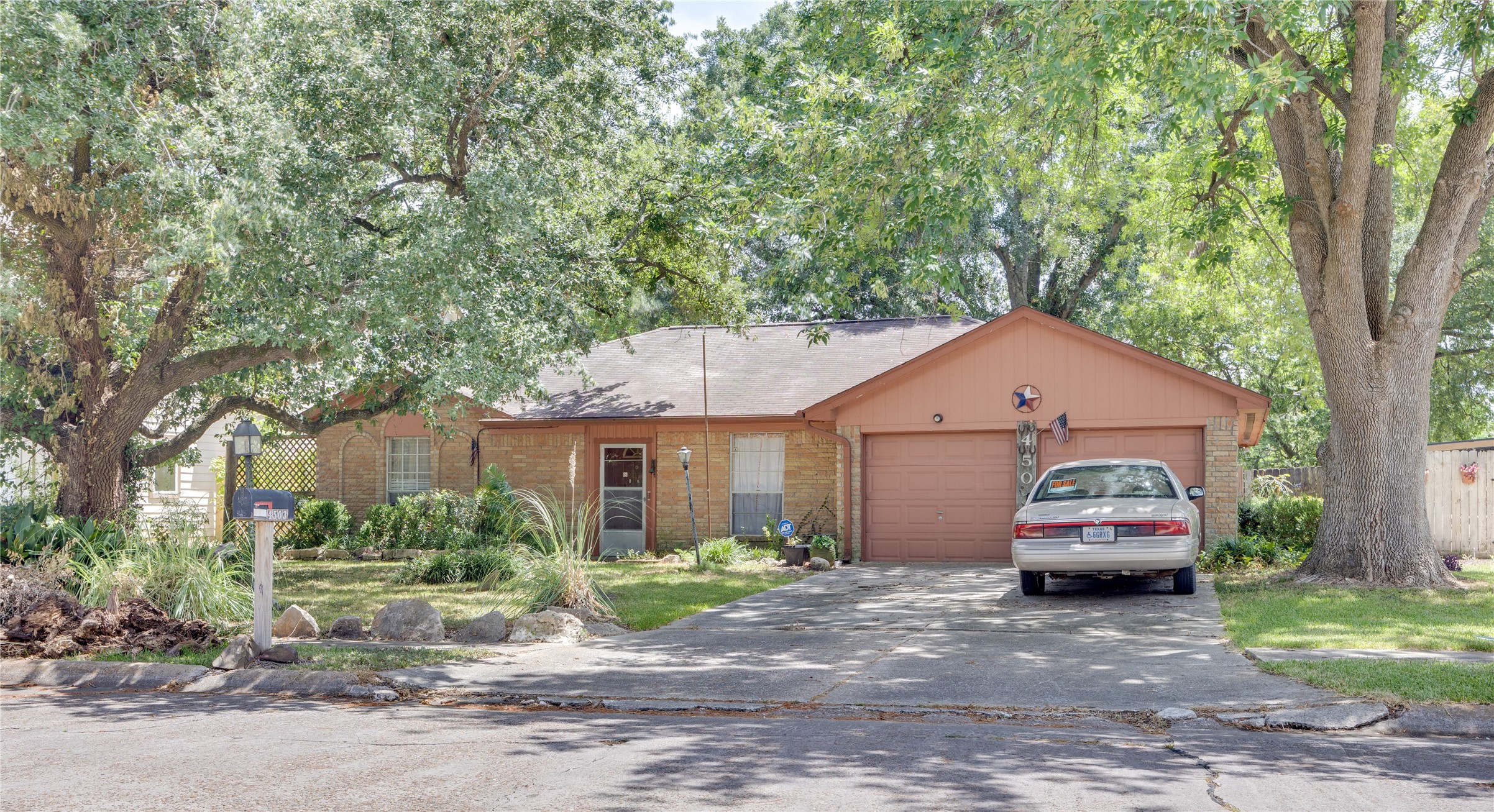 4503 Coachman Drive Property Photo 1