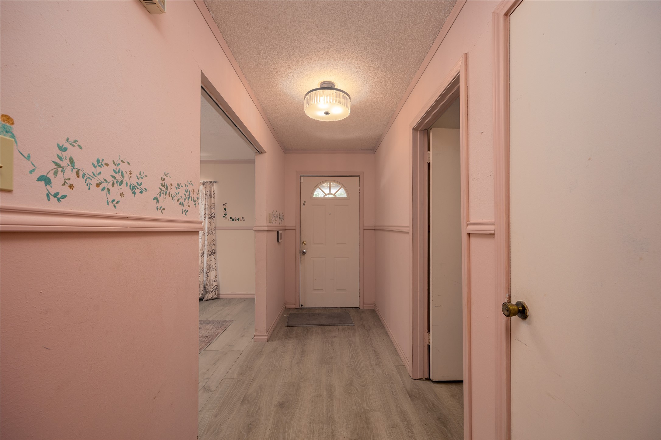 4503 Coachman Drive Property Photo 4