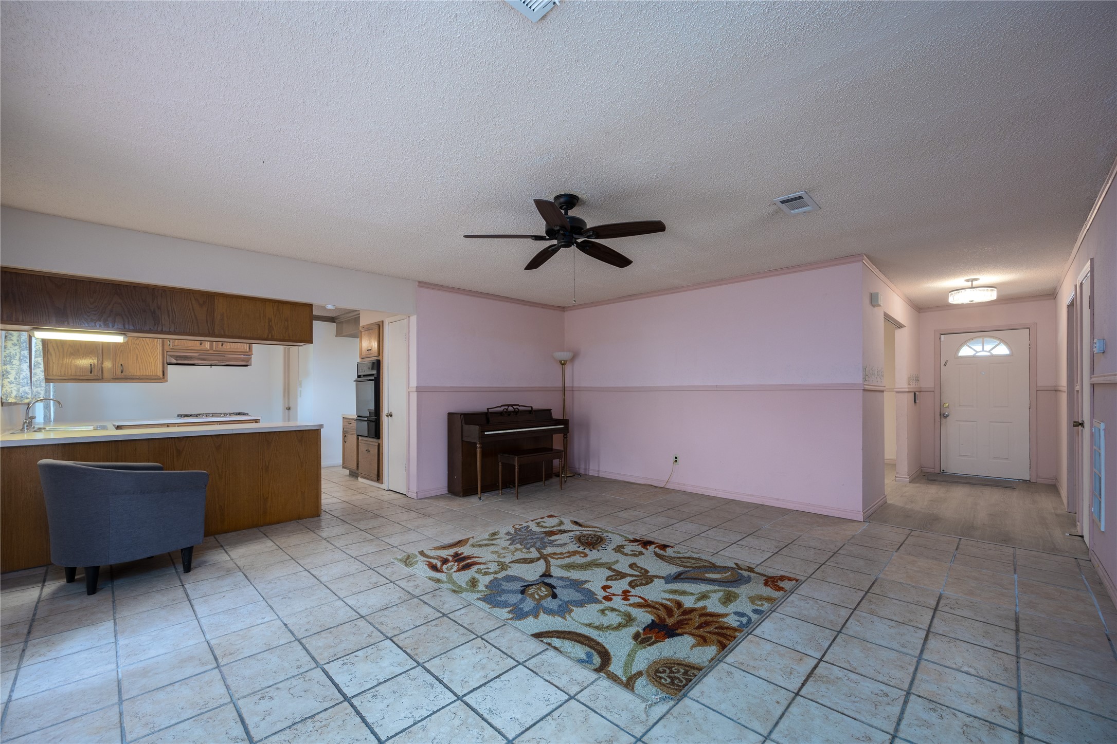 4503 Coachman Drive Property Photo 7