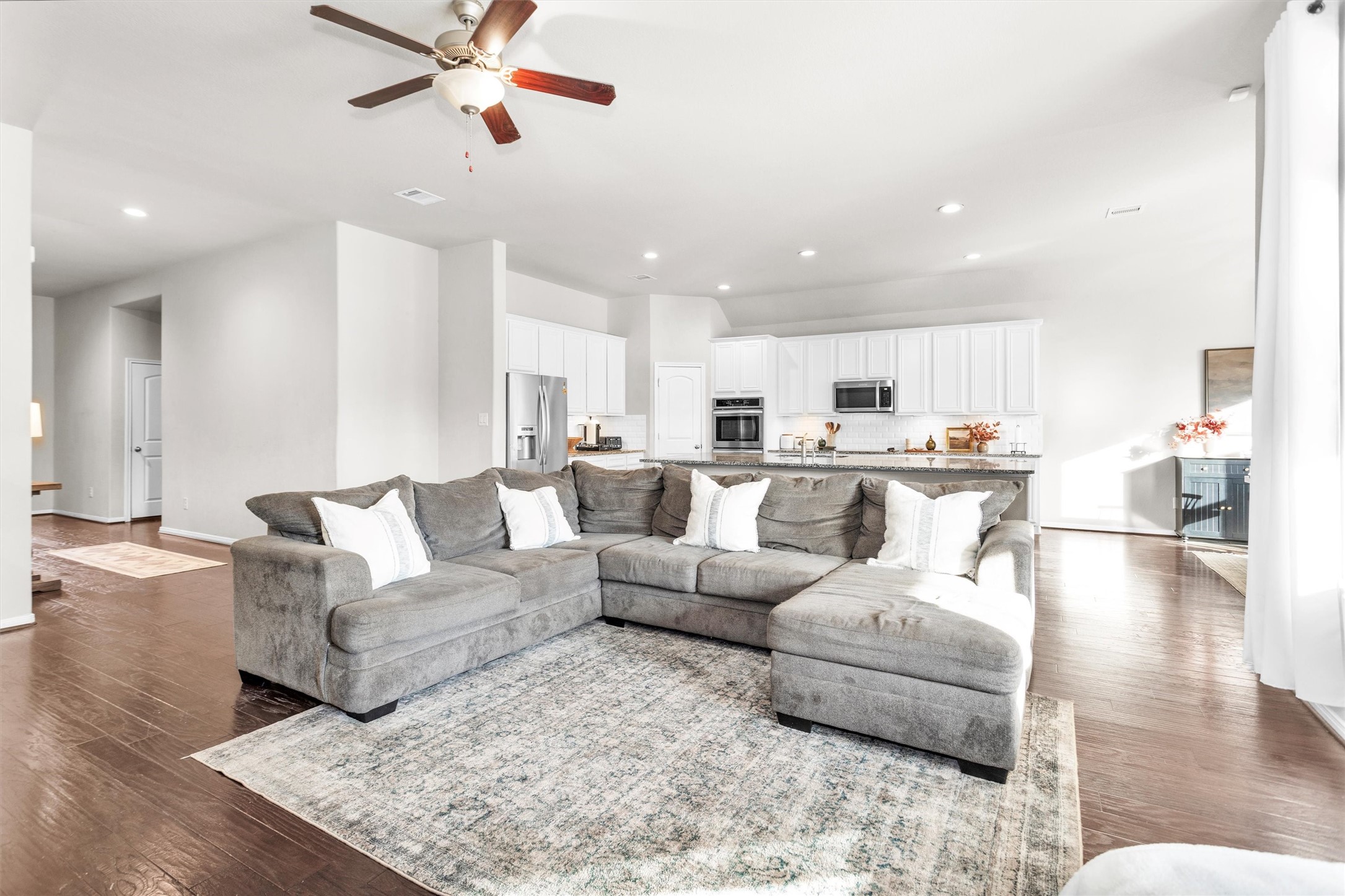 4618 Axis Trail Property Photo 3