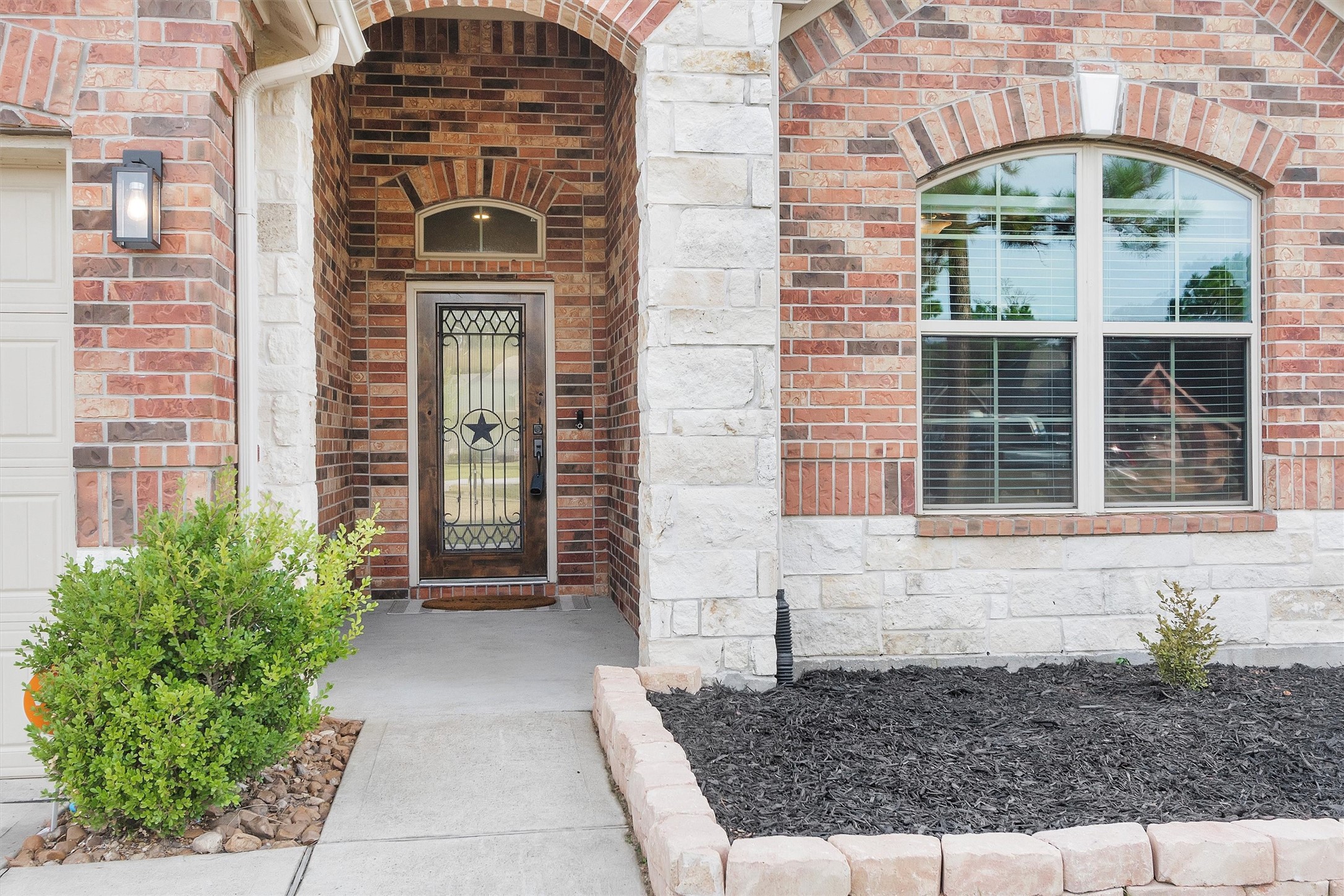 4618 Axis Trail Property Photo 7