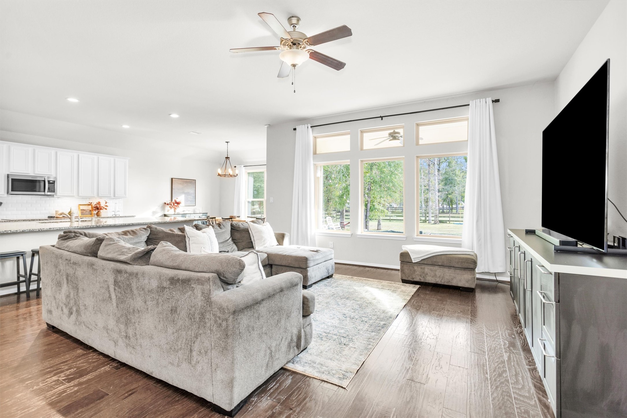 4618 Axis Trail Property Photo 9