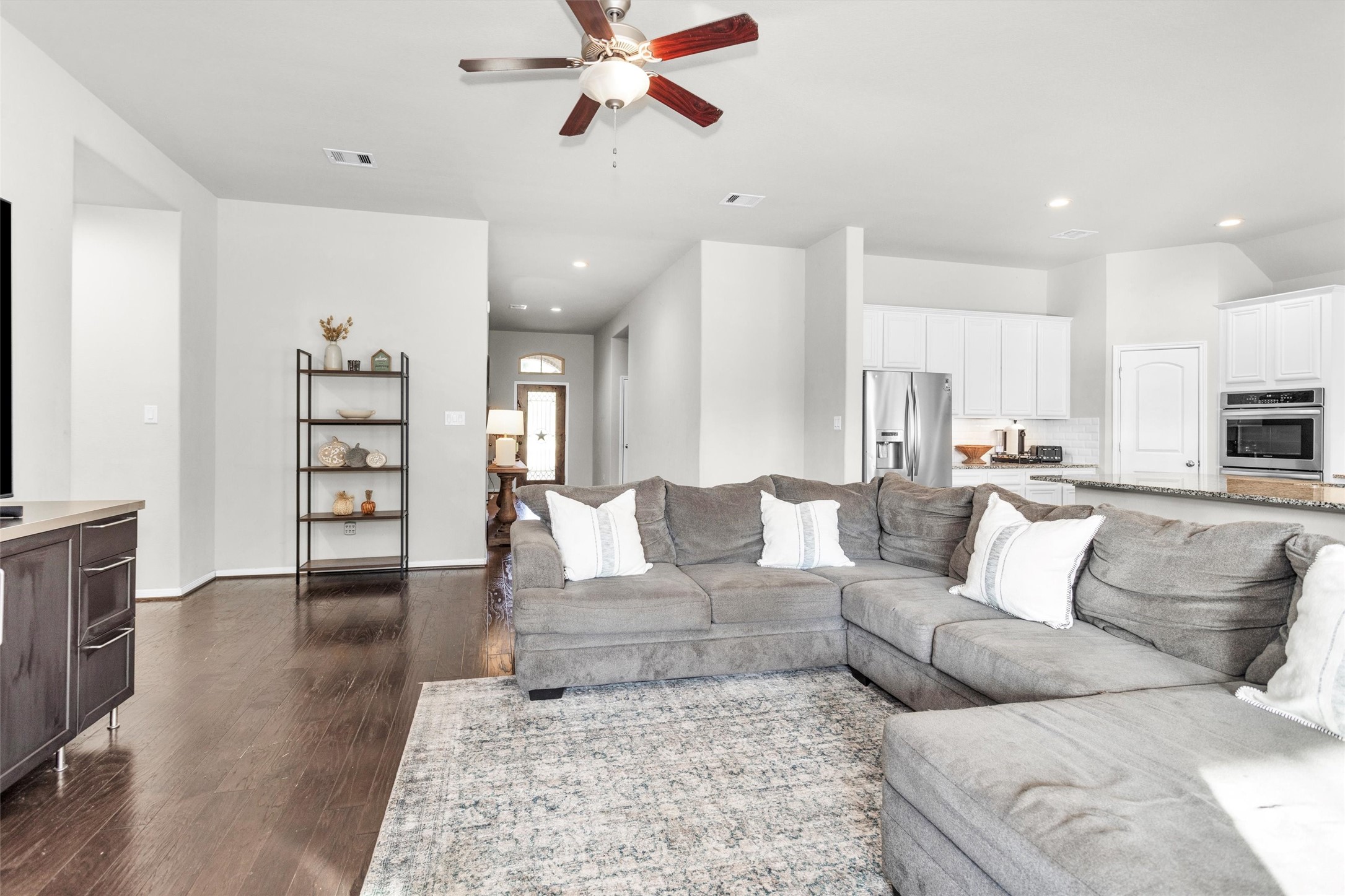 4618 Axis Trail Property Photo 11