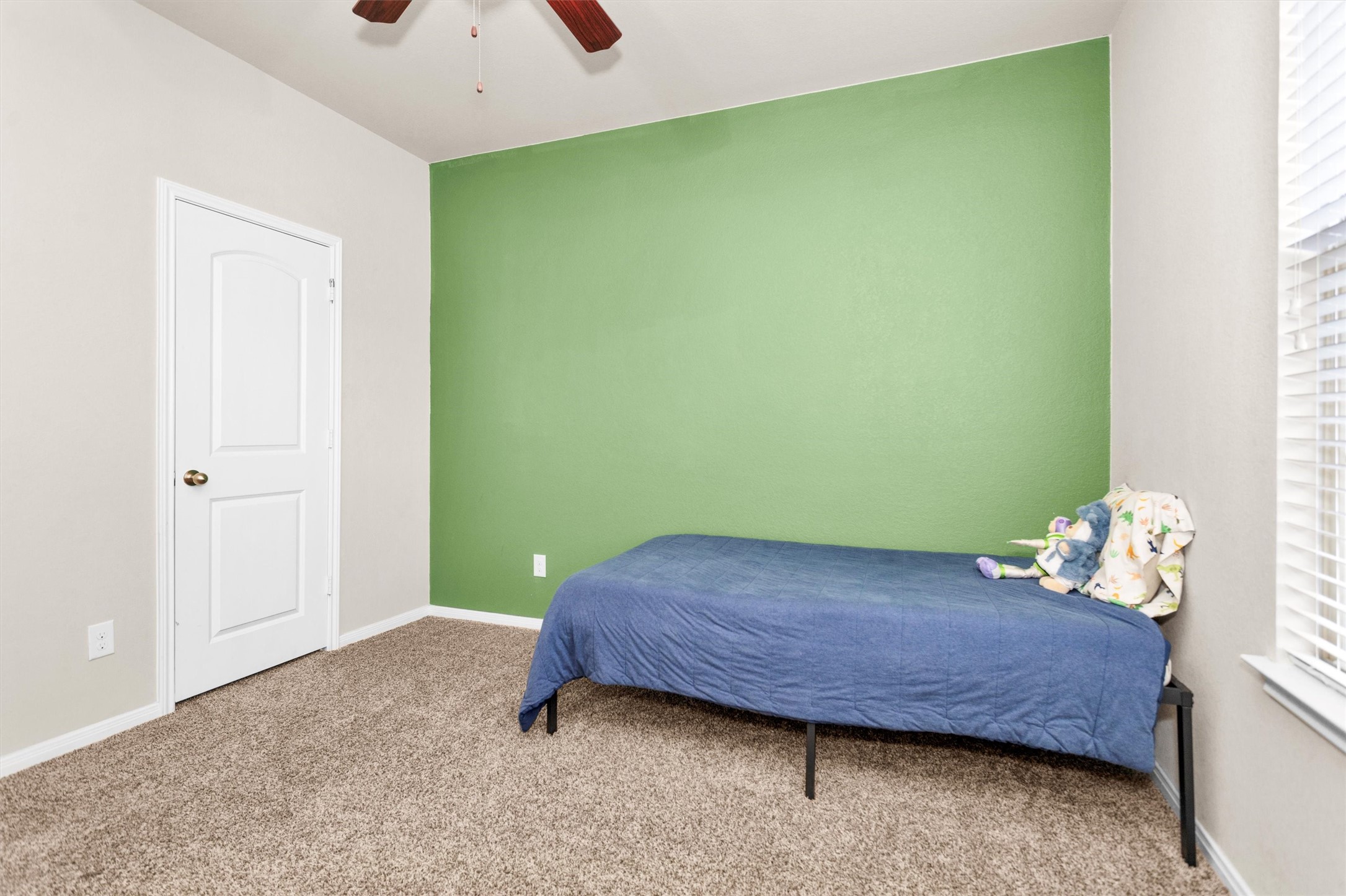 4618 Axis Trail Property Photo 35