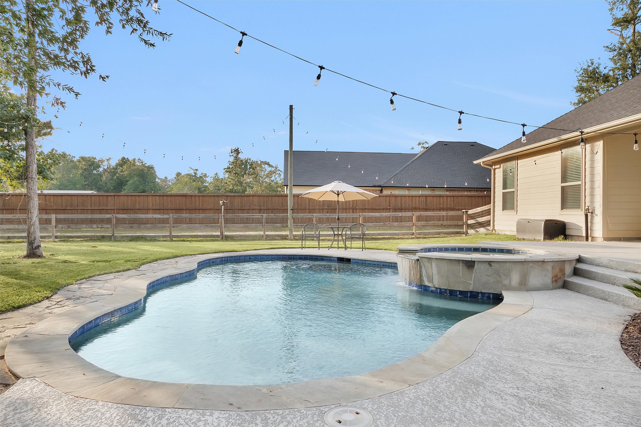 4618 Axis Trail Property Photo 38