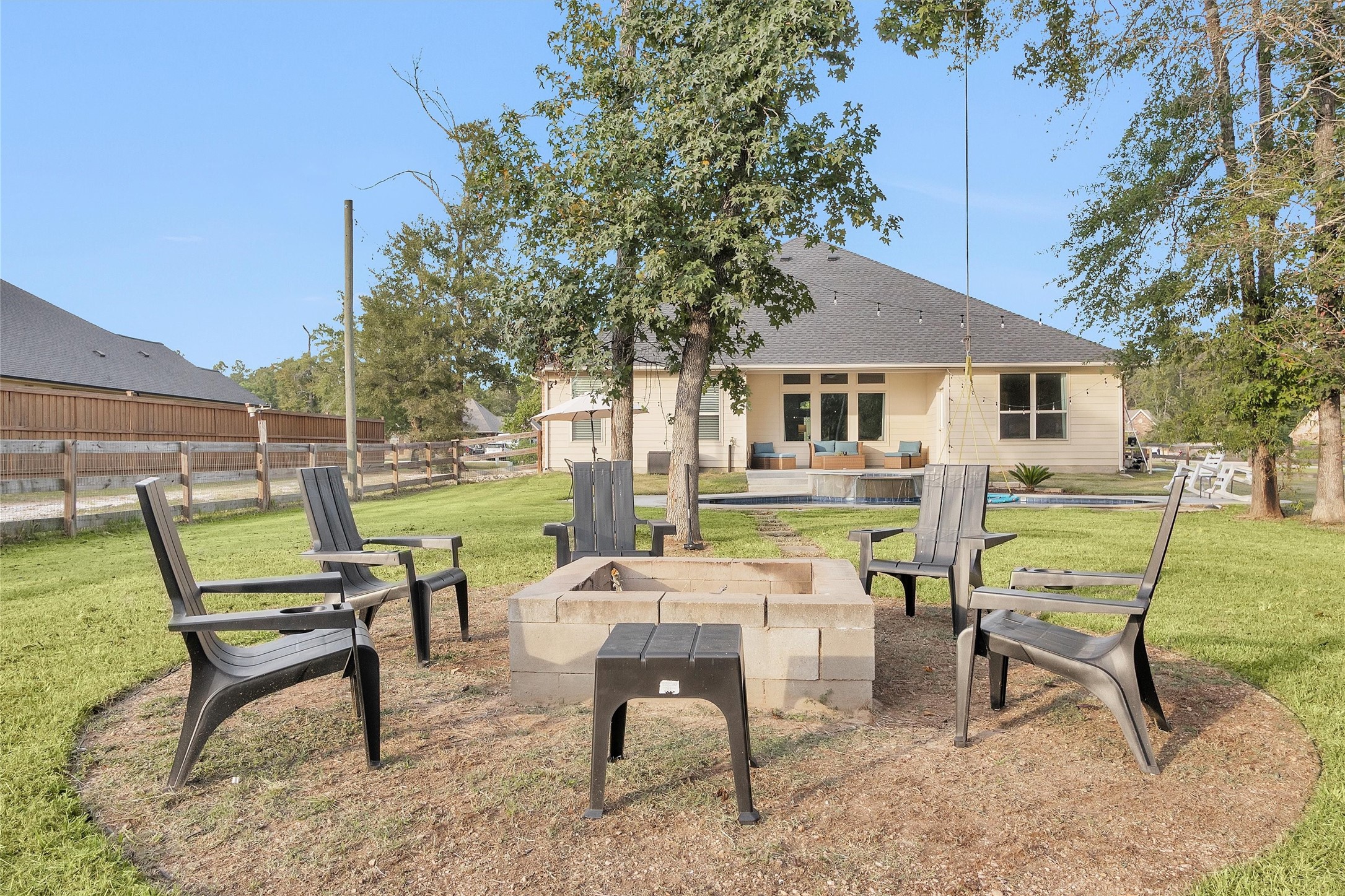 4618 Axis Trail Property Photo 44