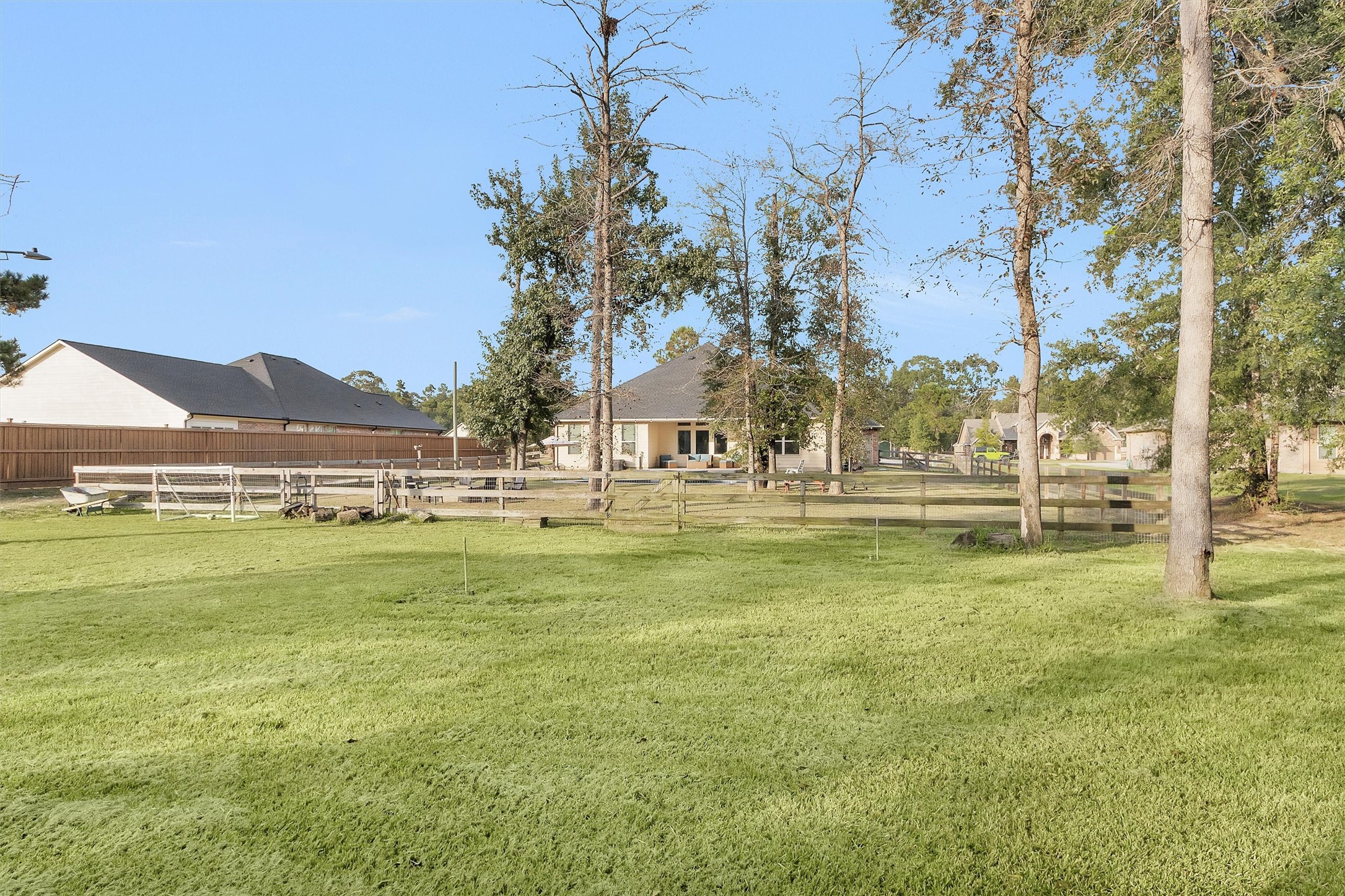 4618 Axis Trail Property Photo 45