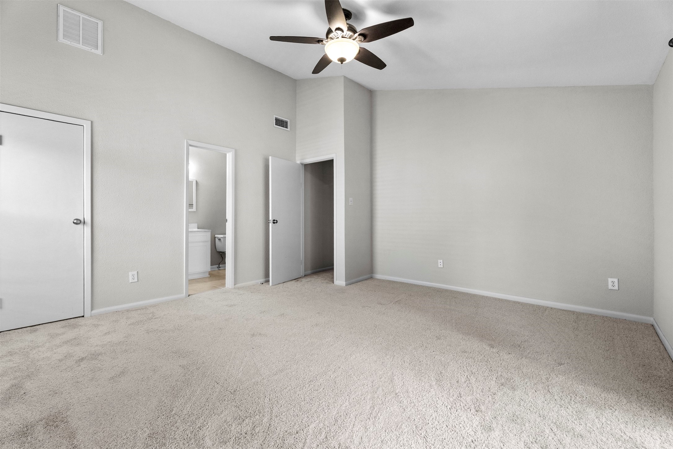 1881 Bering Drive 55 Property Photo 14