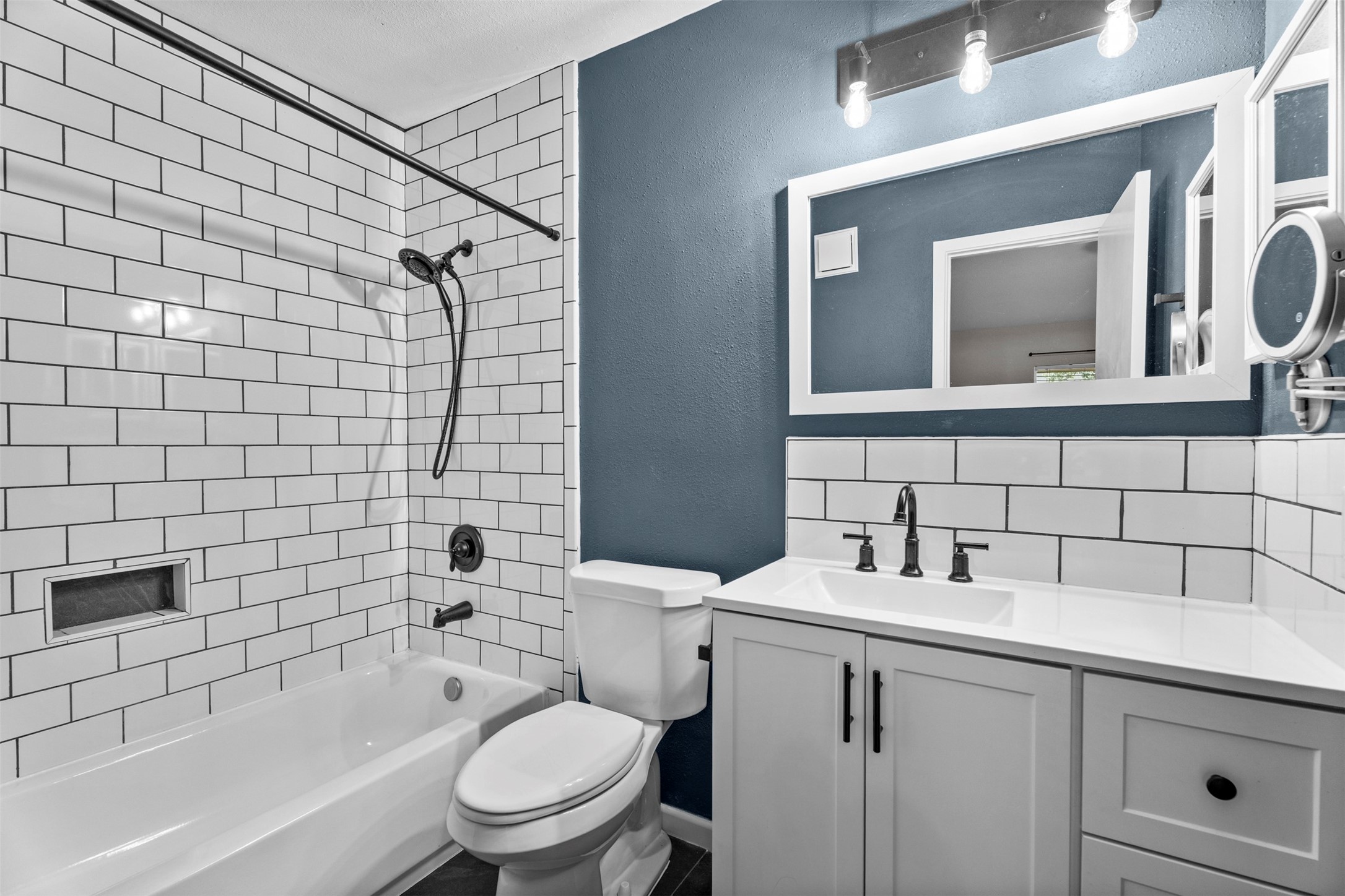 1881 Bering Drive 55 Property Photo 20