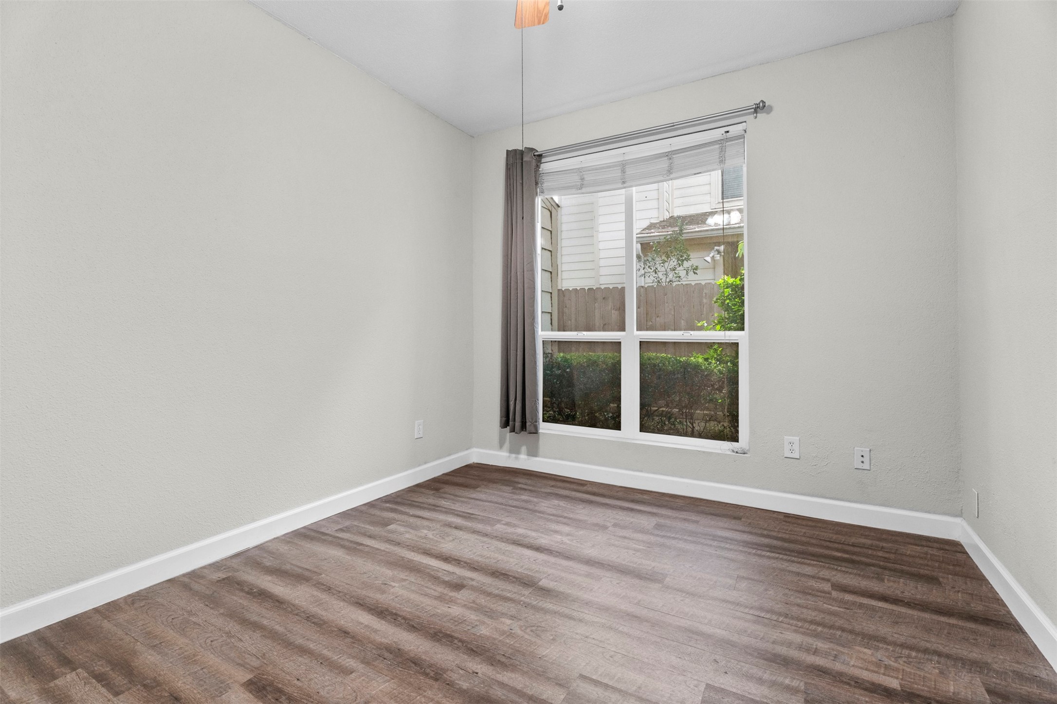 1881 Bering Drive 55 Property Photo 21