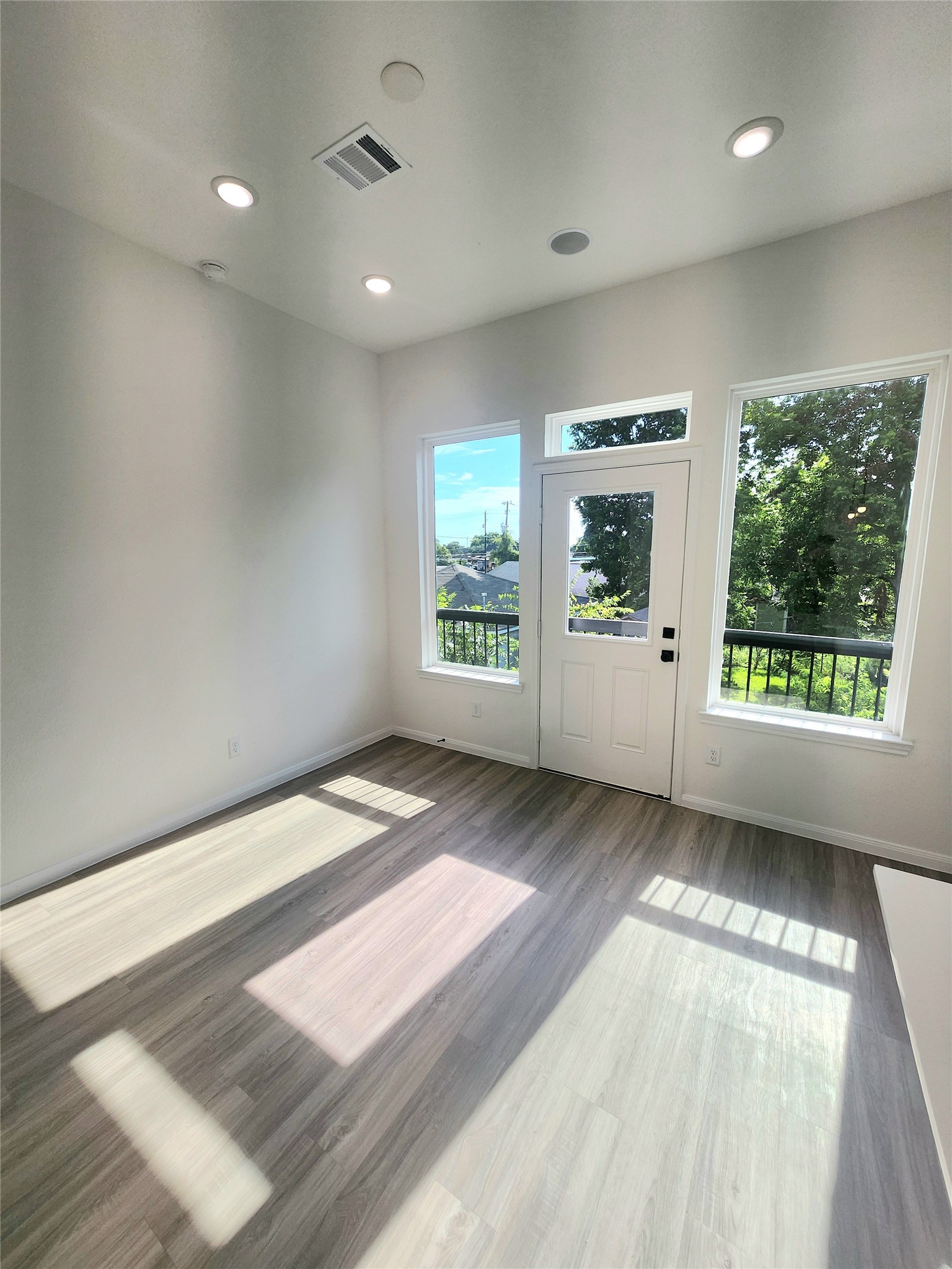 4713 Mallow Street C Property Photo 14