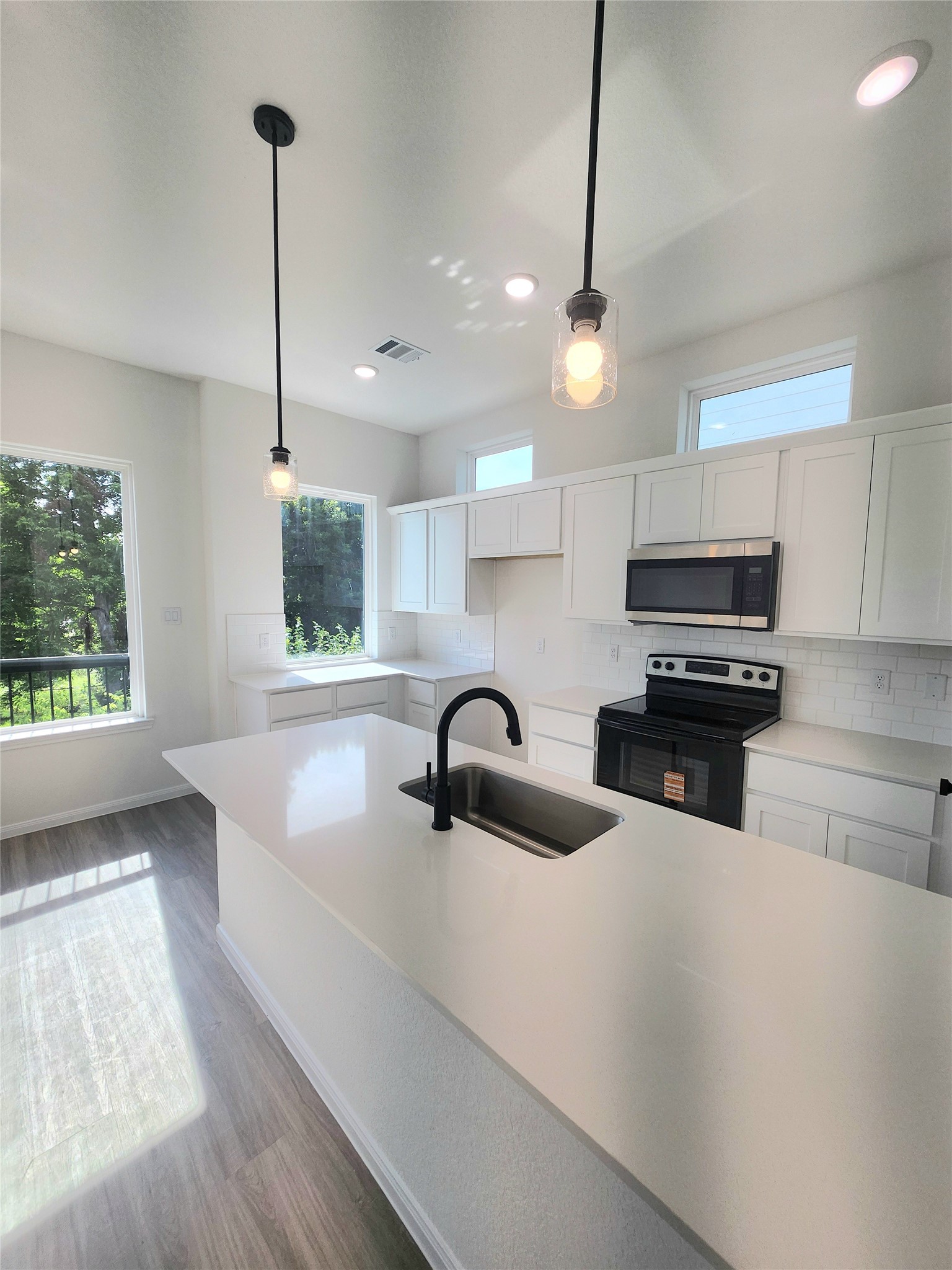 4713 Mallow Street C Property Photo 15