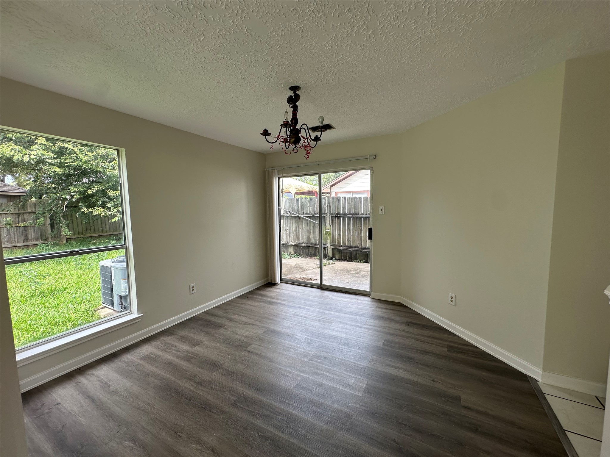 9302 Spindlewood Drive Property Photo 5
