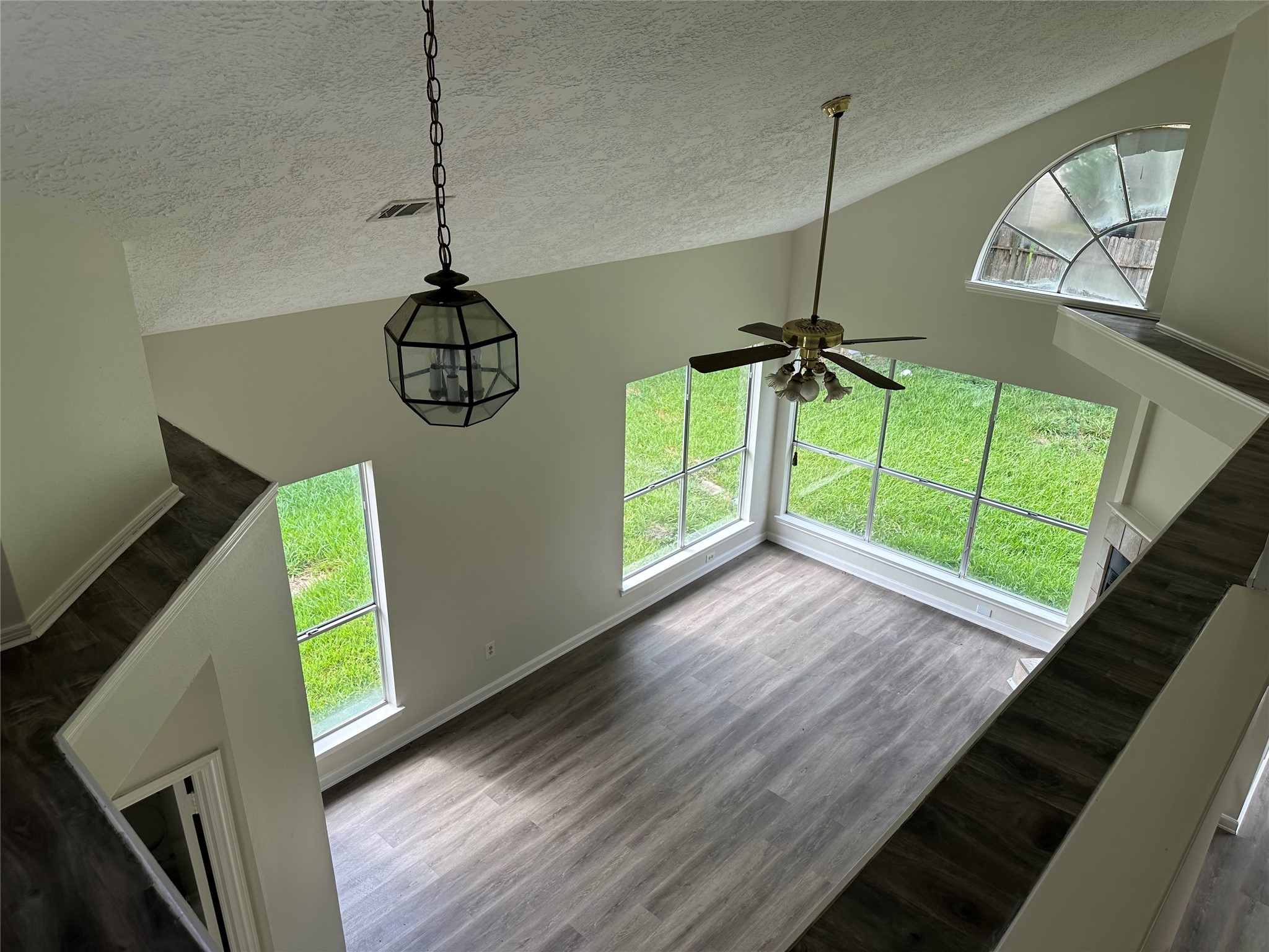9302 Spindlewood Drive Property Photo 16