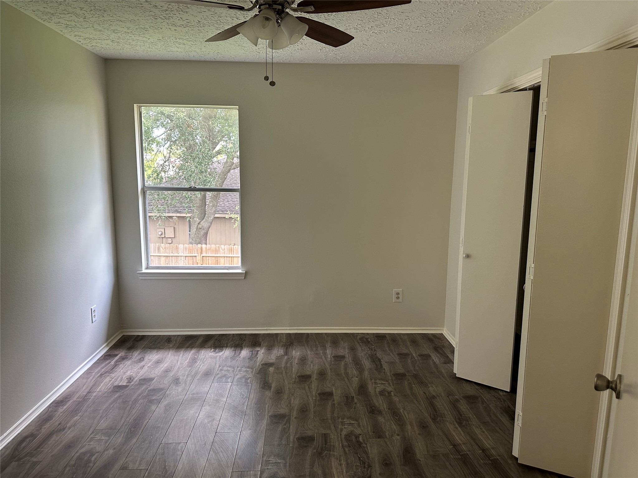 9302 Spindlewood Drive Property Photo 27