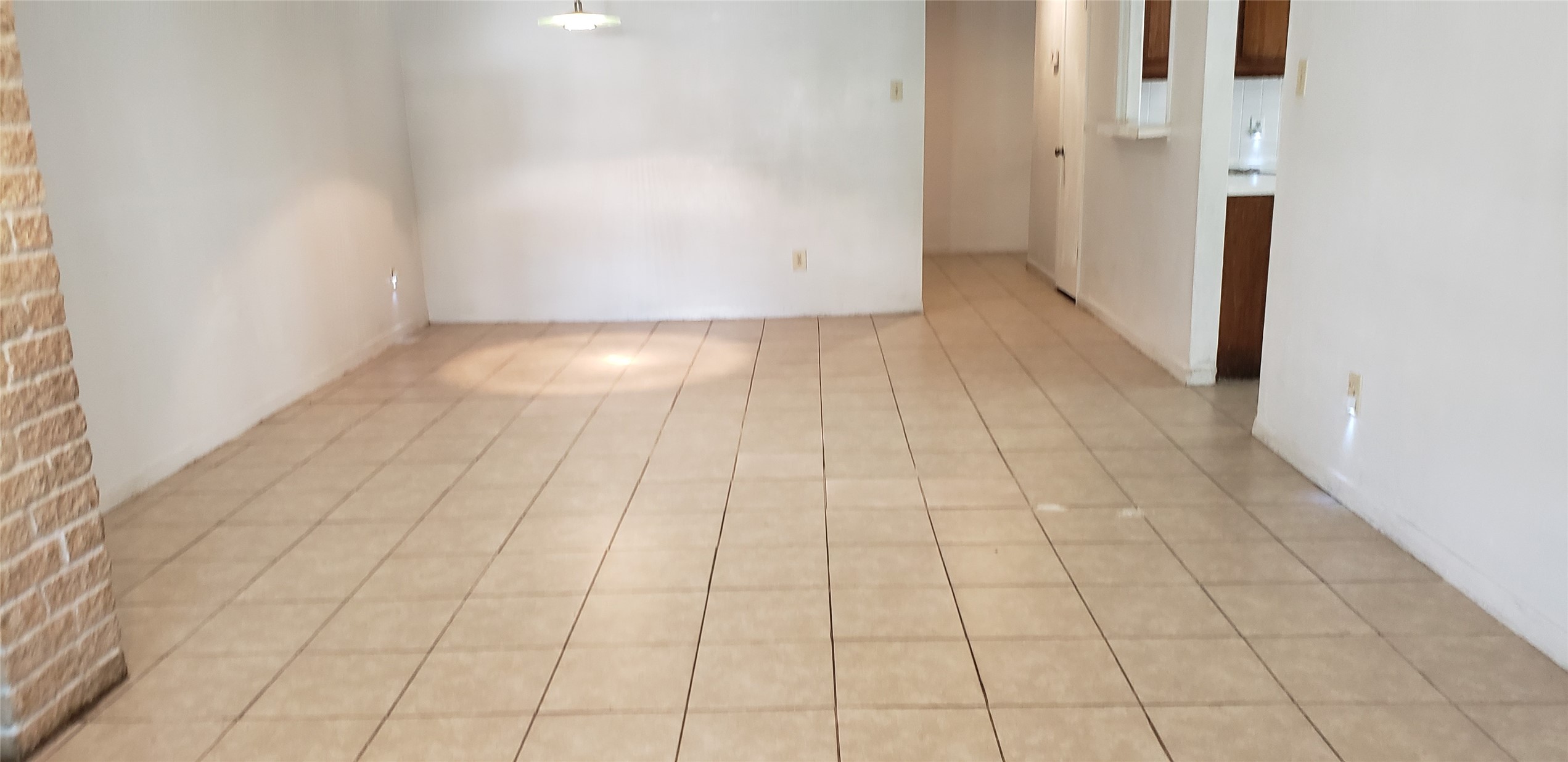 11714 Bob White Drive Property Photo 2