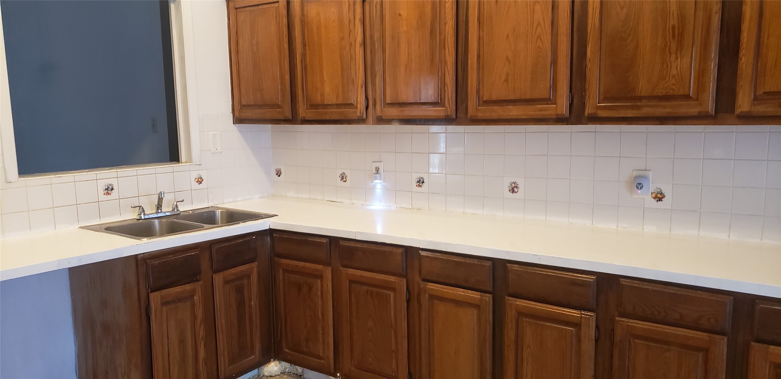11714 Bob White Drive Property Photo 4