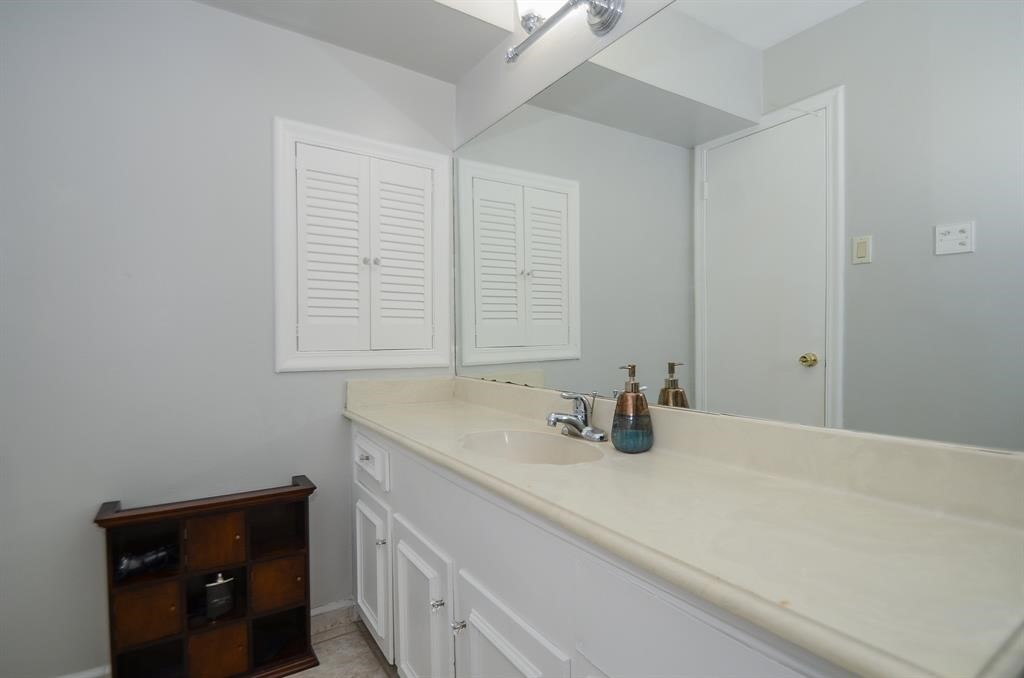 5230 Arboles Drive A-4 Property Photo 16