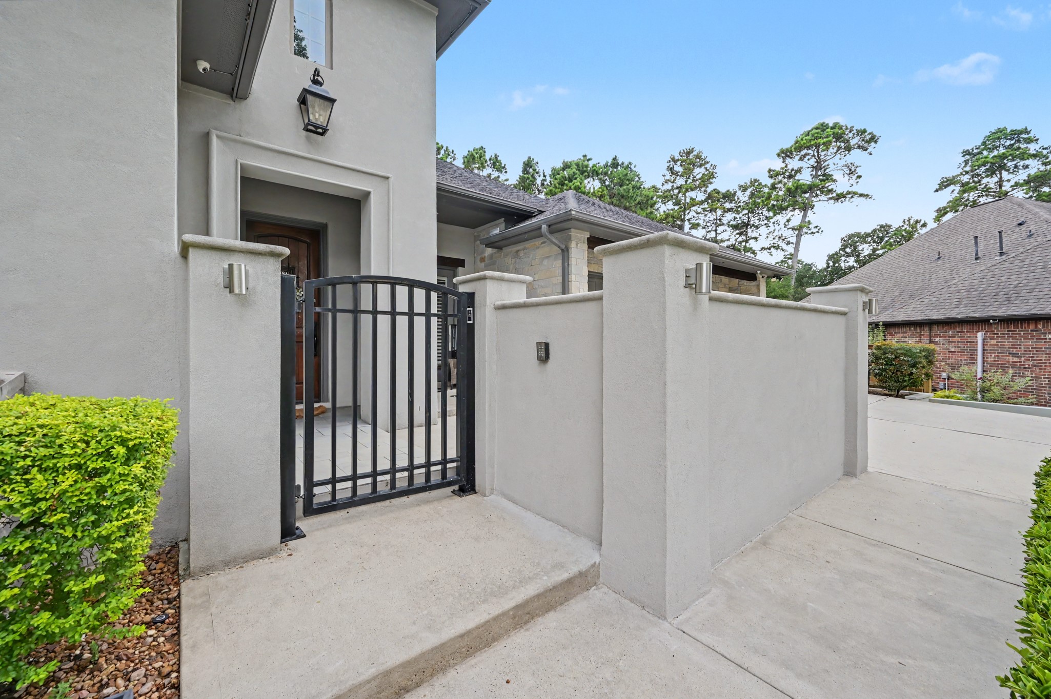 4787 W Fork Boulevard Property Photo 5