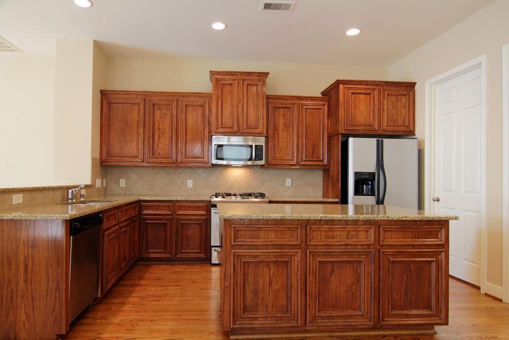 2368 Bastrop Street Property Photo 7