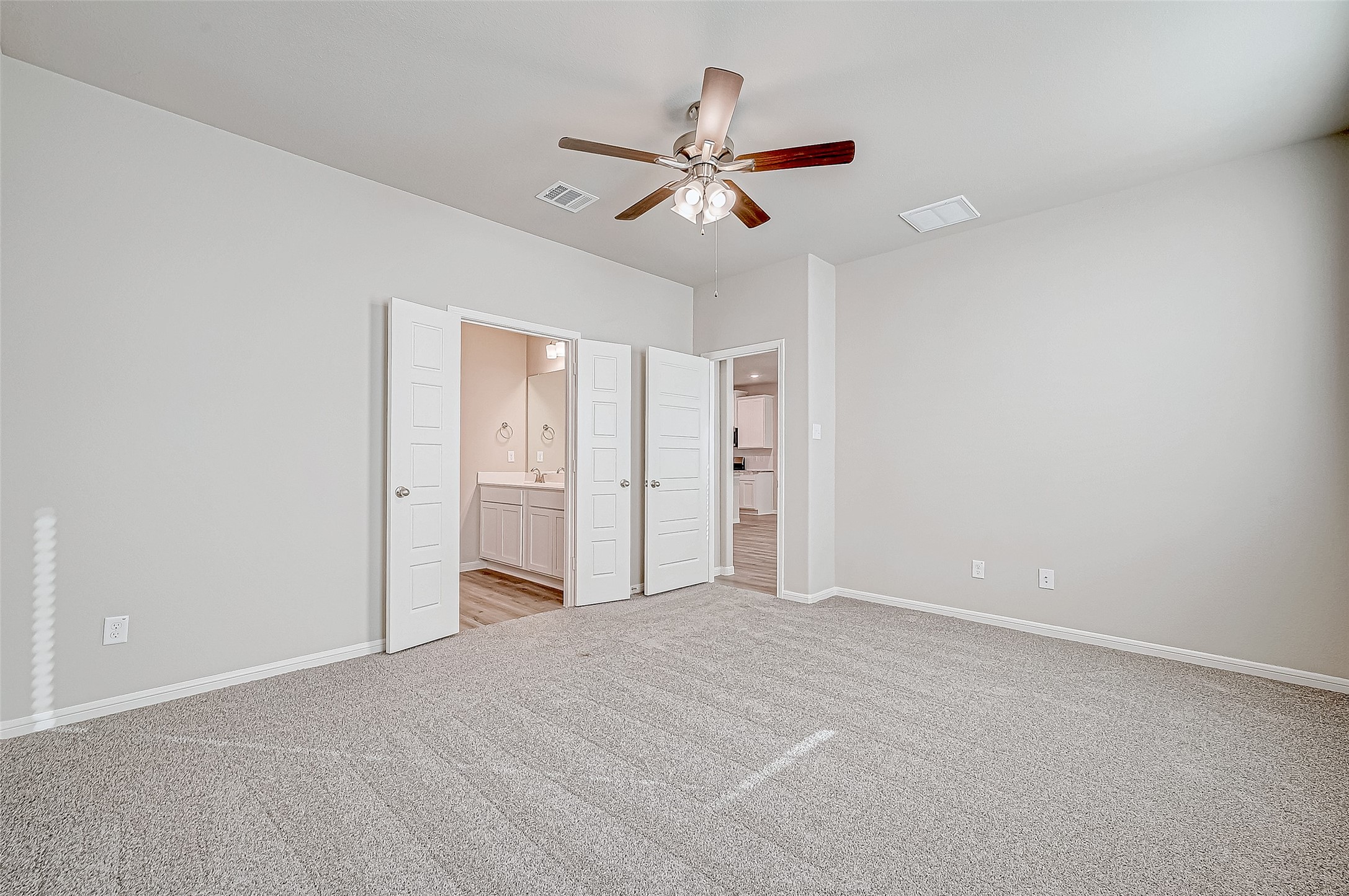 19523 Perissa Terrace Drive Property Photo 30