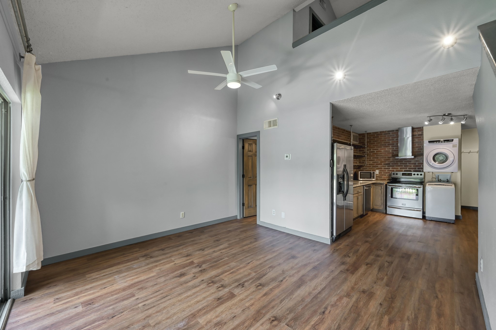 12900 Walden Road 216b Property Photo 6