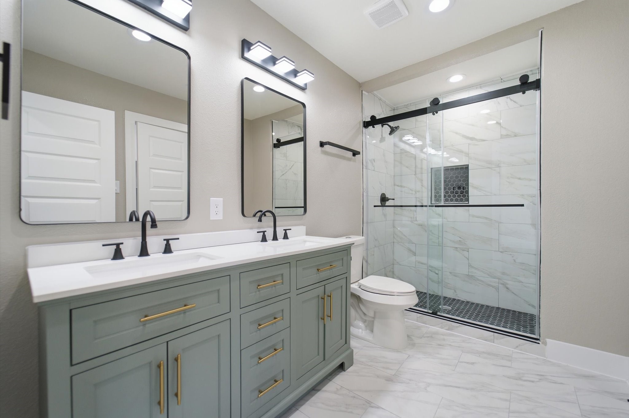 5123 Willow Glen Drive Property Photo 22