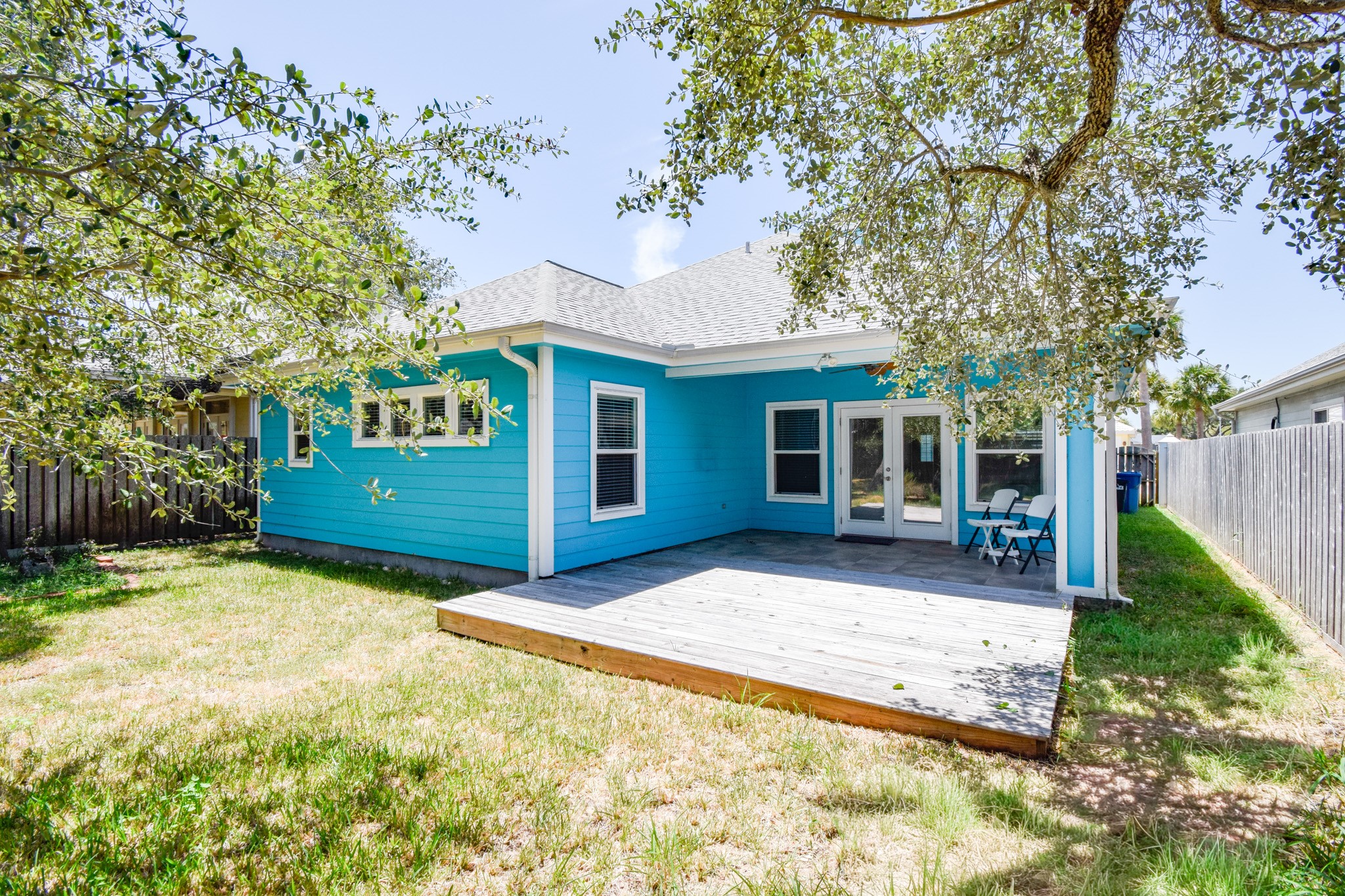 2711 Lakeview Drive Property Photo 40