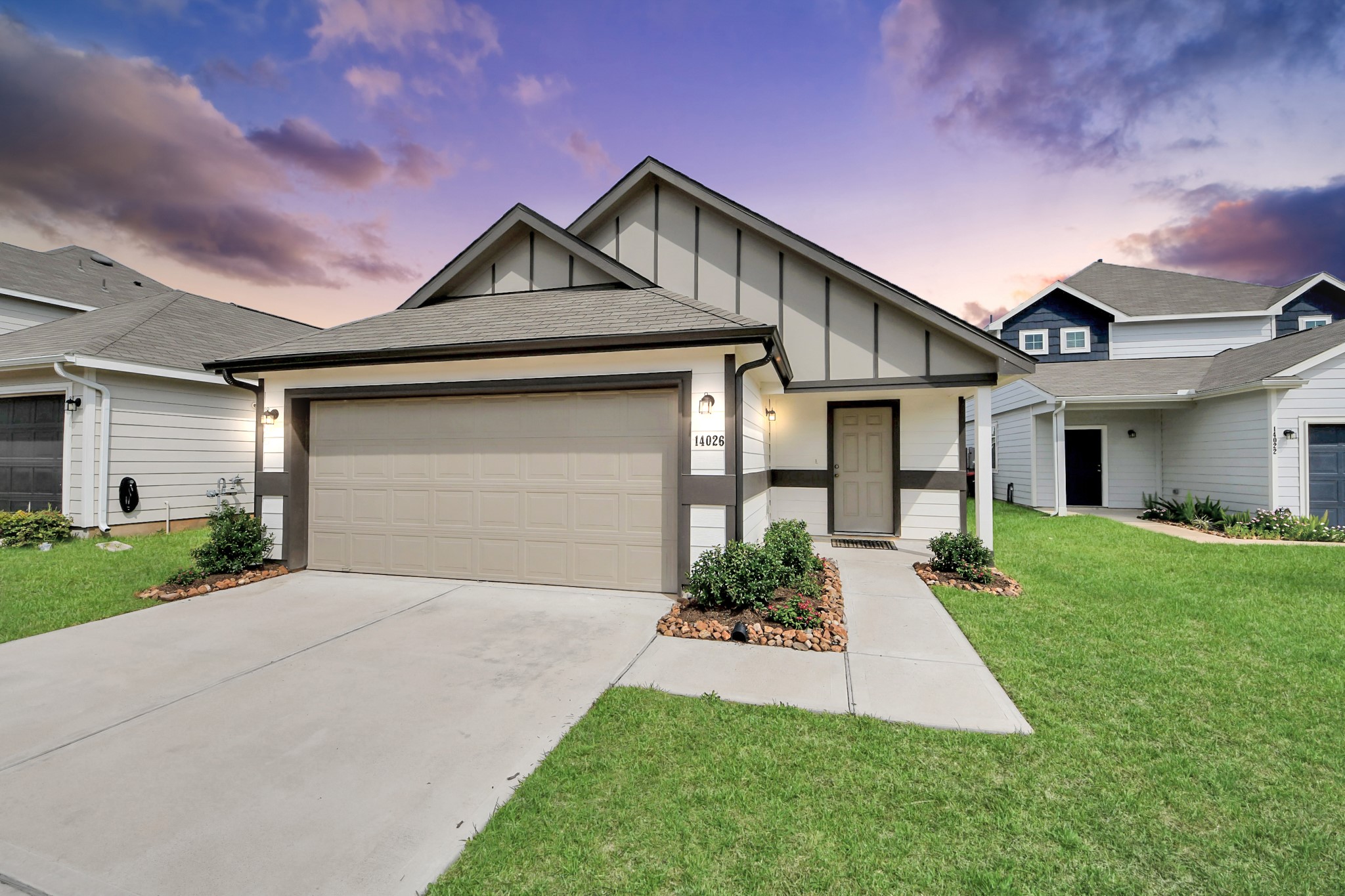14026 Chinook Drive Property Photo 1