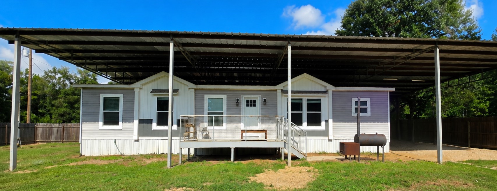 2571 Lee Turner Road Property Photo 1