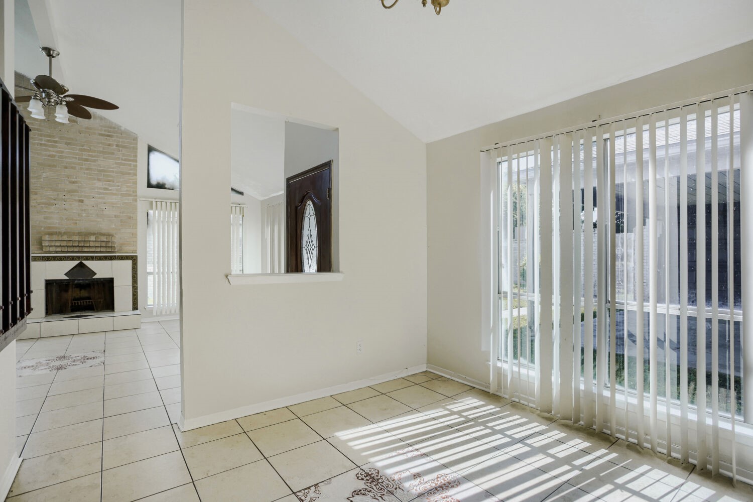 12410 Sungate Lane Property Photo 7