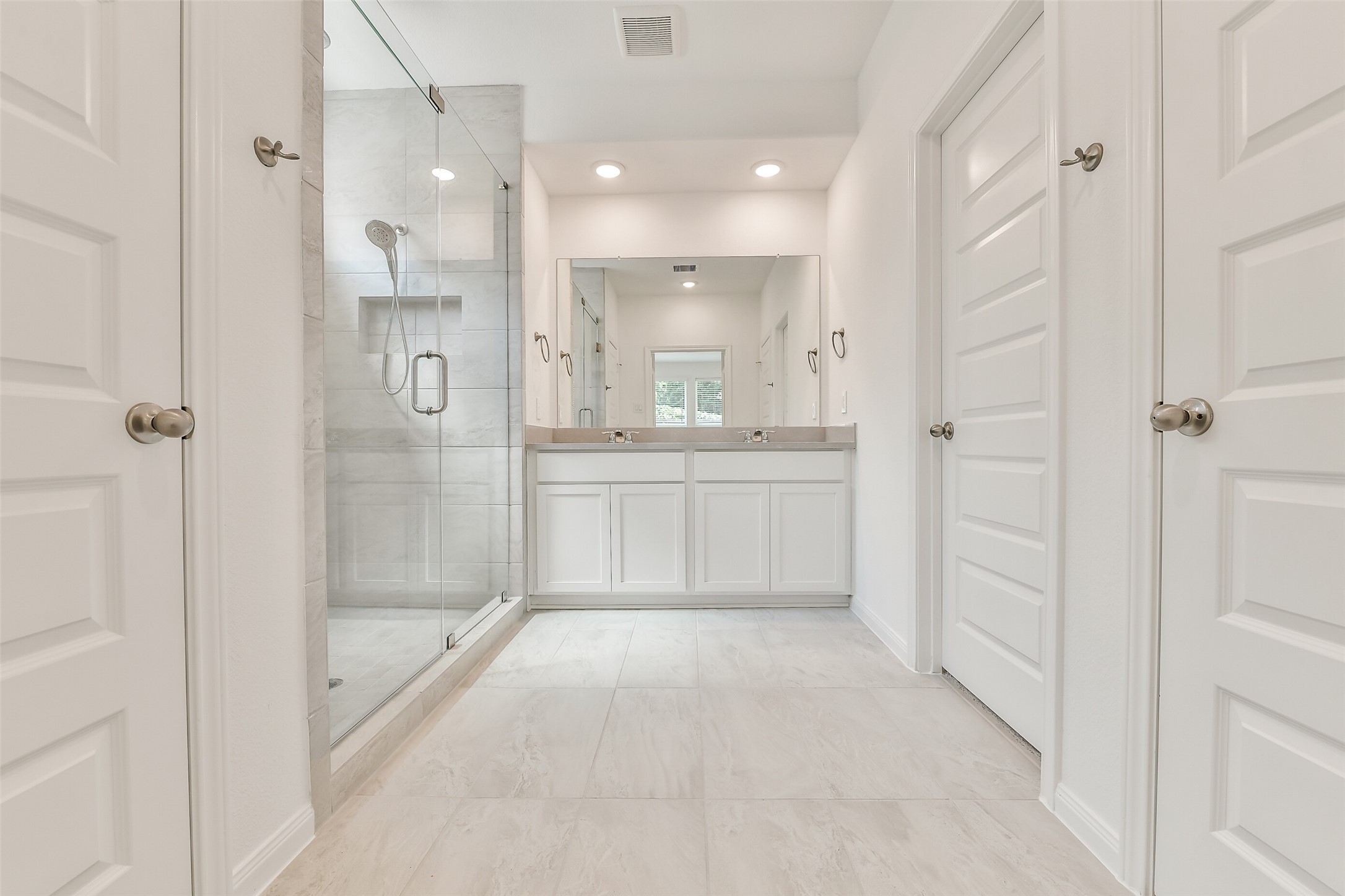 15515 Foresail Lane Property Photo 15