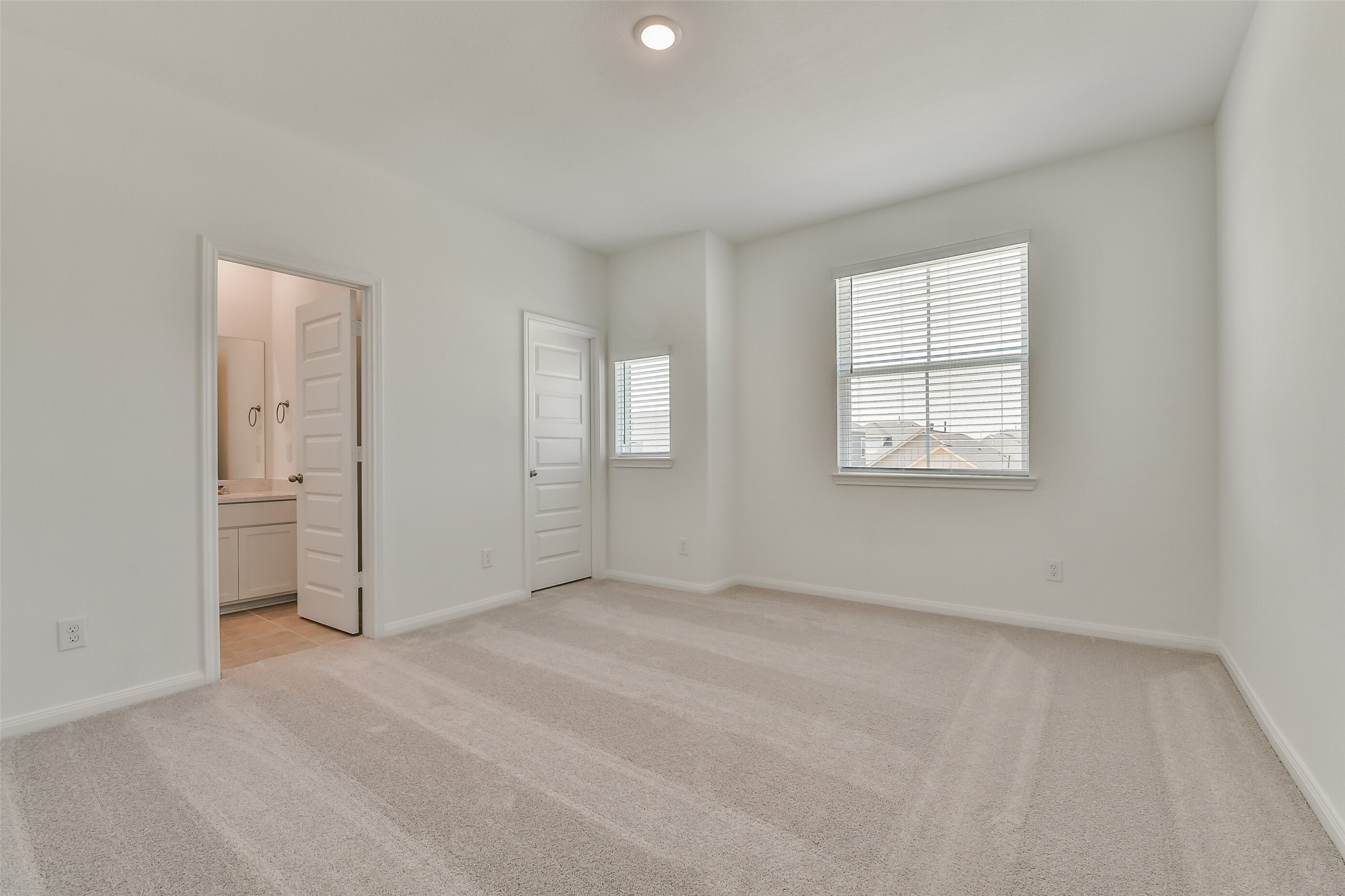 15515 Foresail Lane Property Photo 23