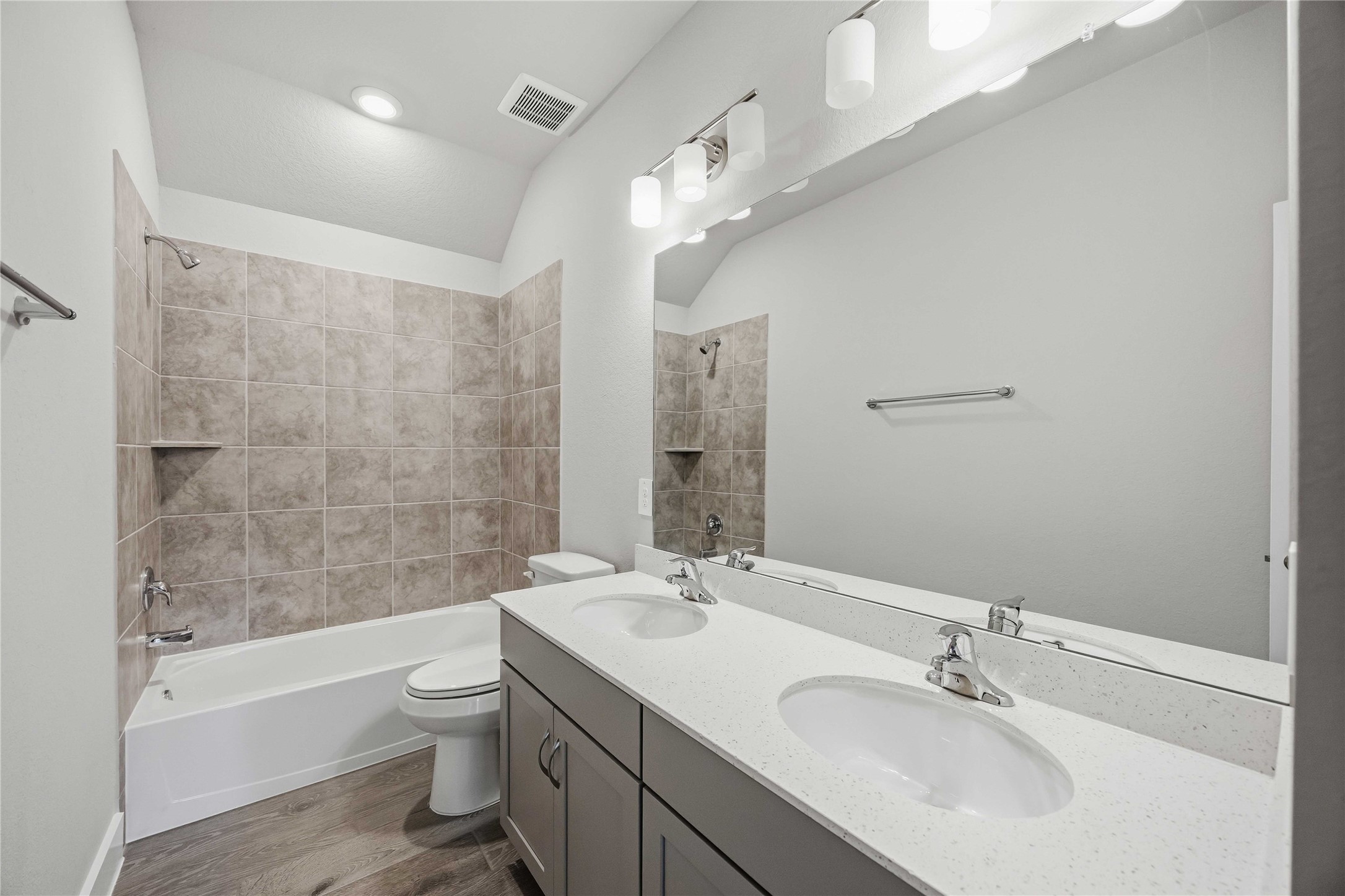 207 Rose Laurel Drive Property Photo 28