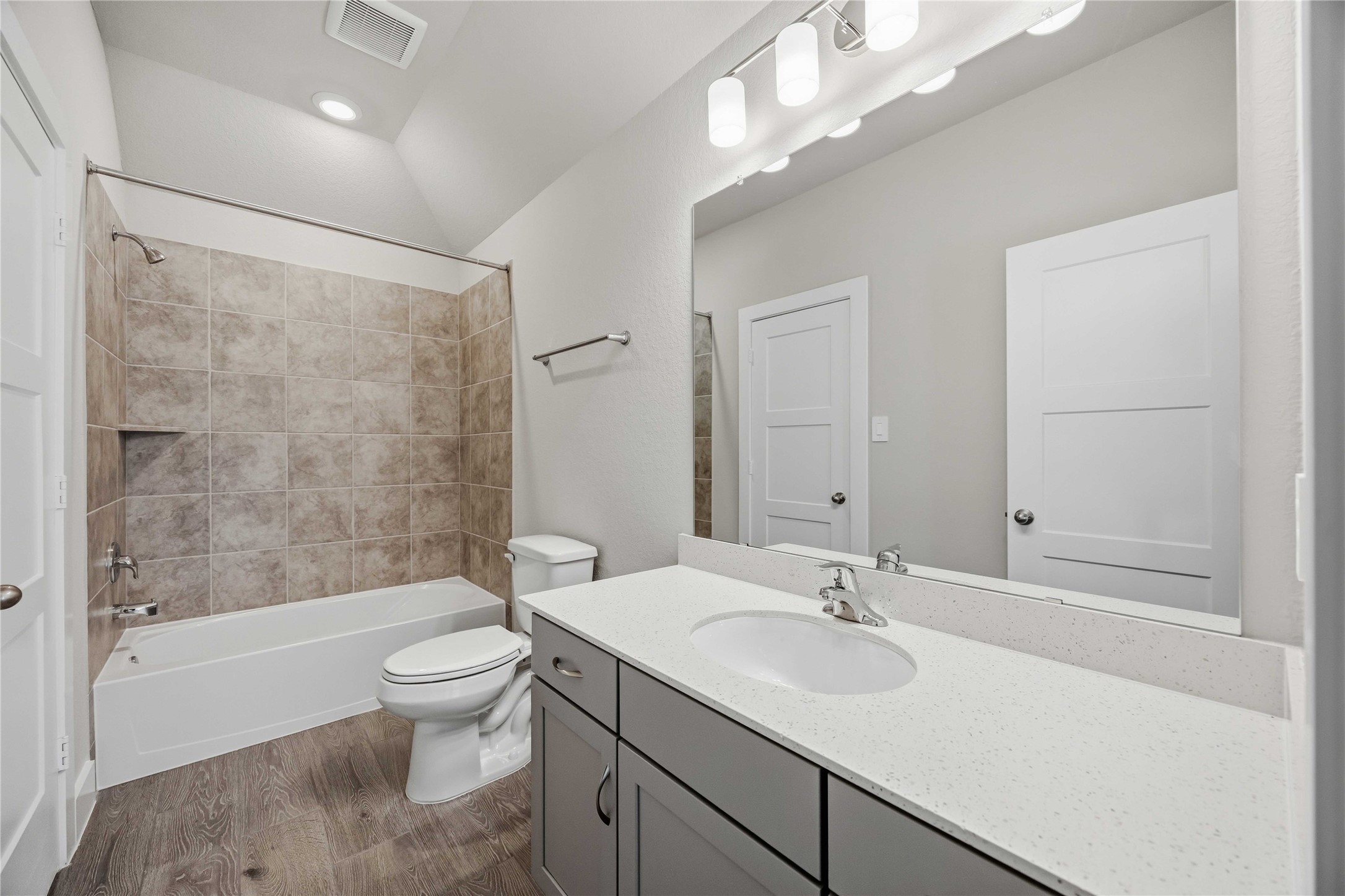 207 Rose Laurel Drive Property Photo 35