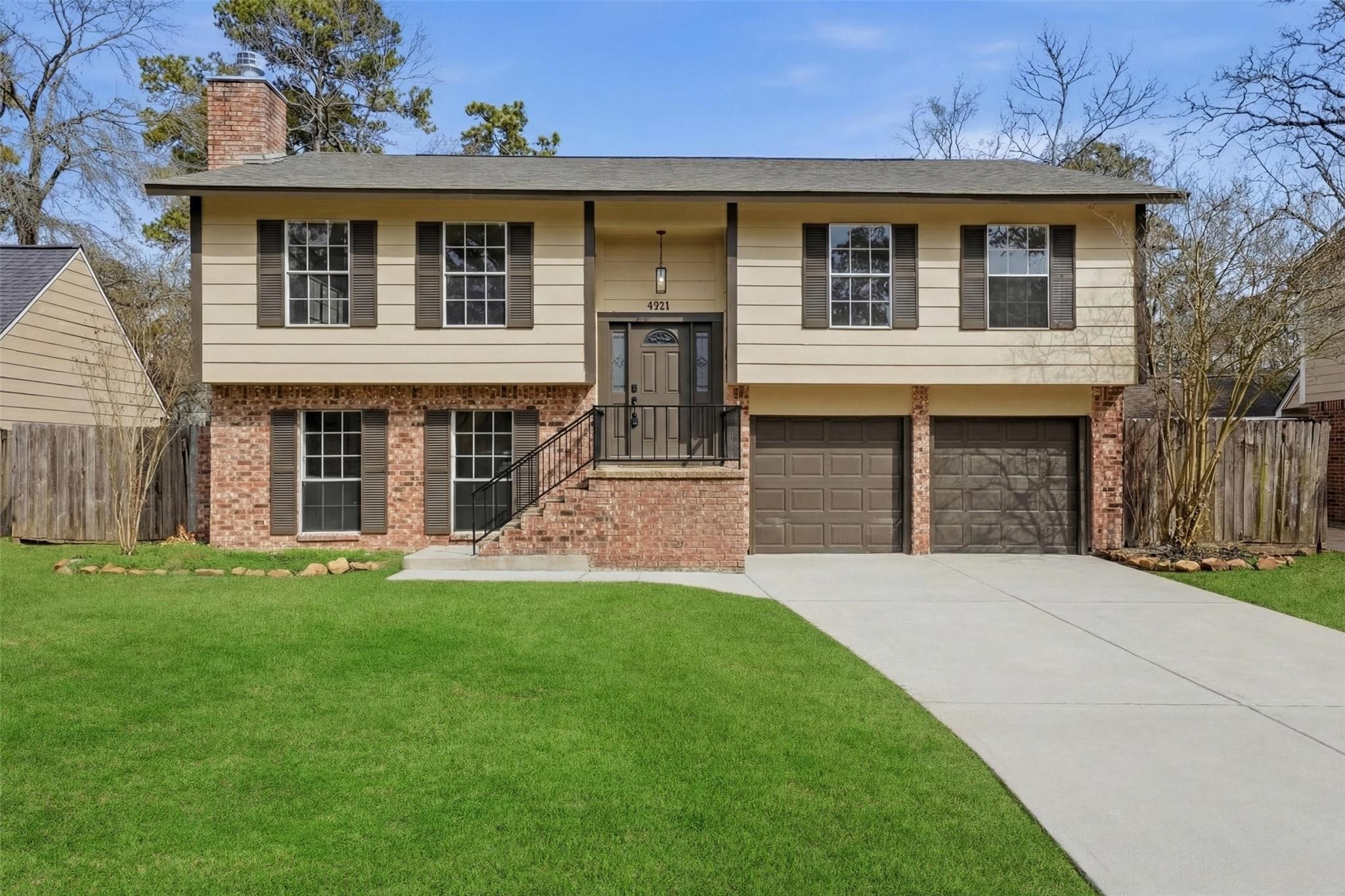 3211 Park Garden Drive Property Photo 1