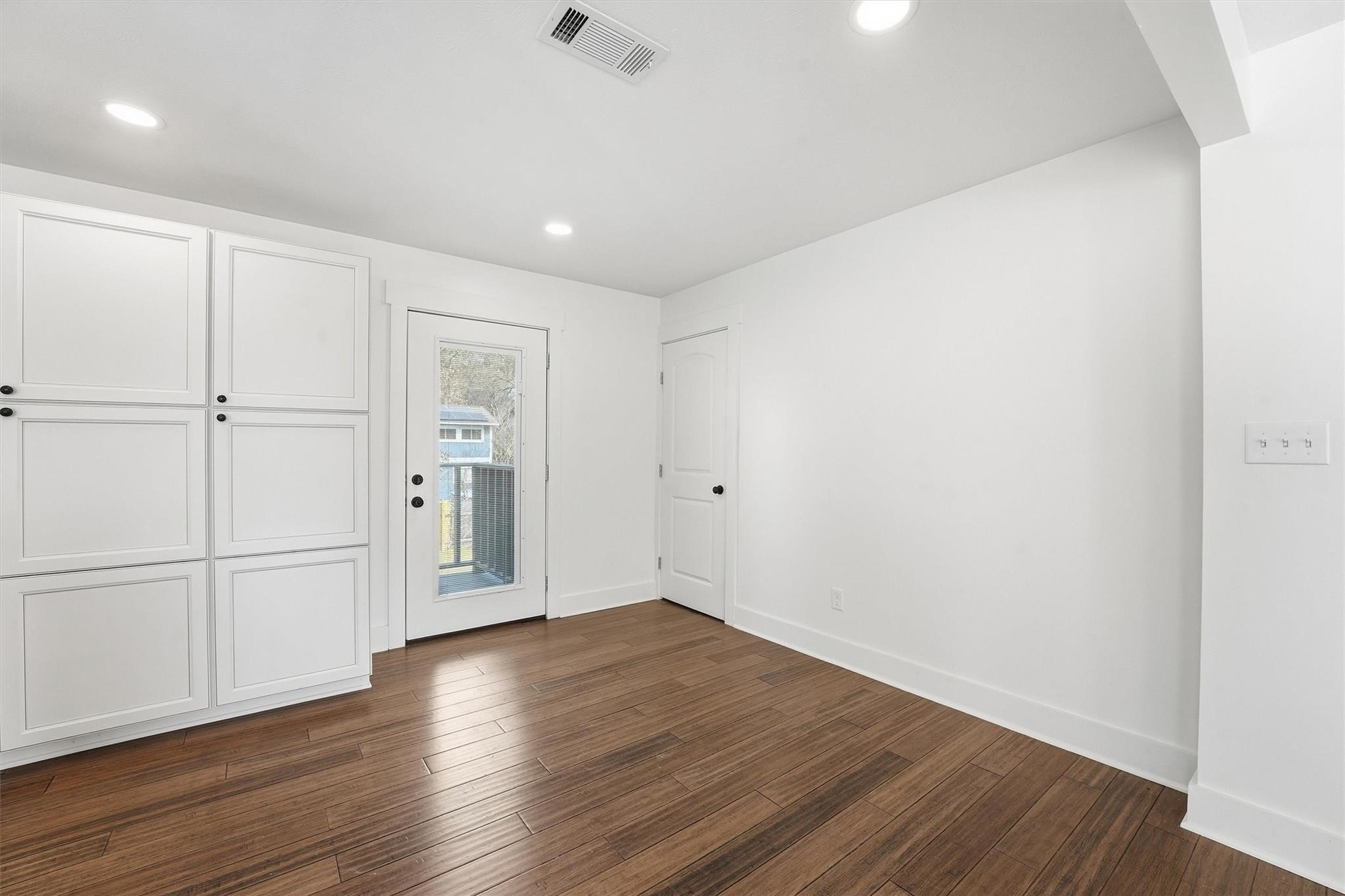 3211 Park Garden Drive Property Photo 10