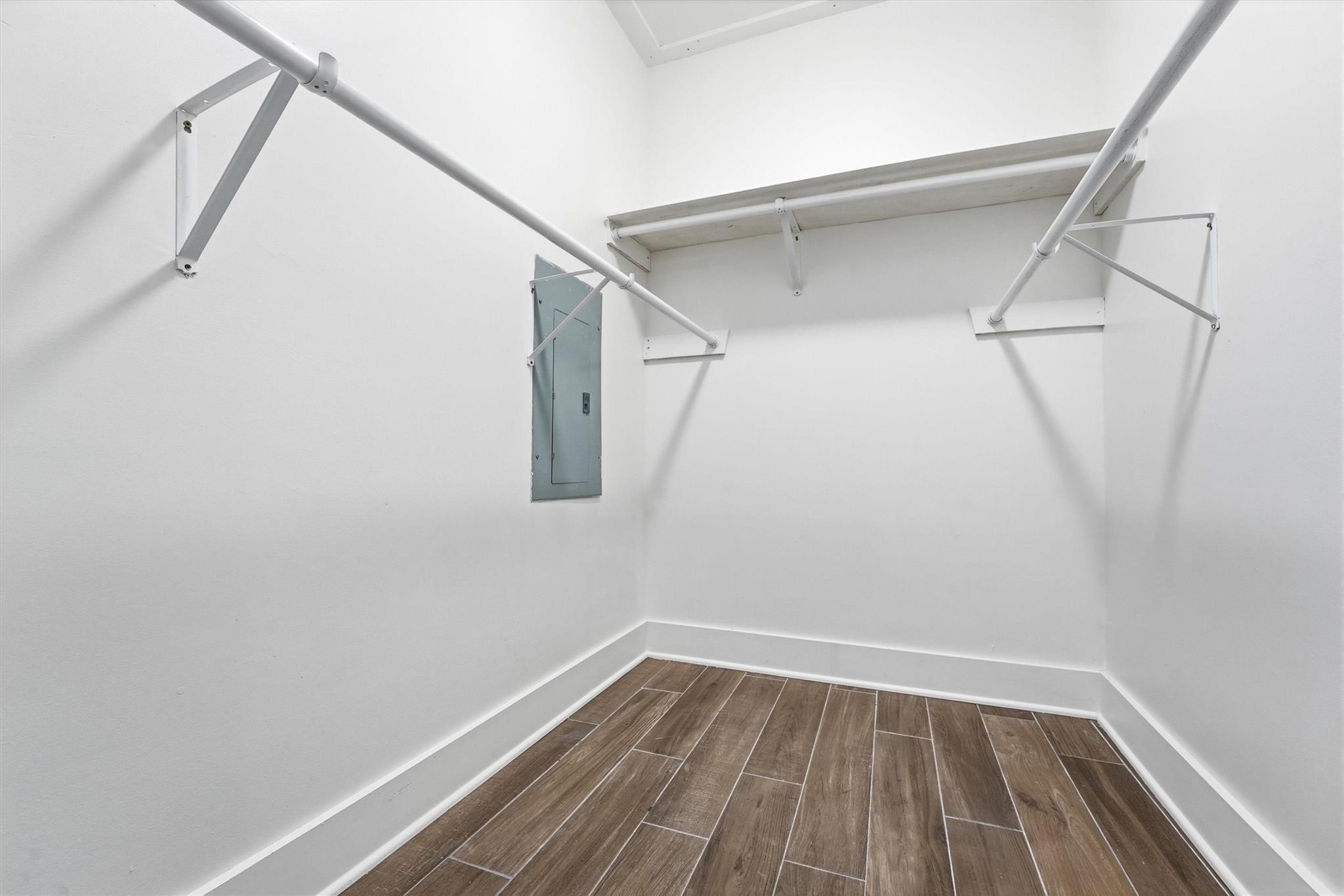 3211 Park Garden Drive Property Photo 16