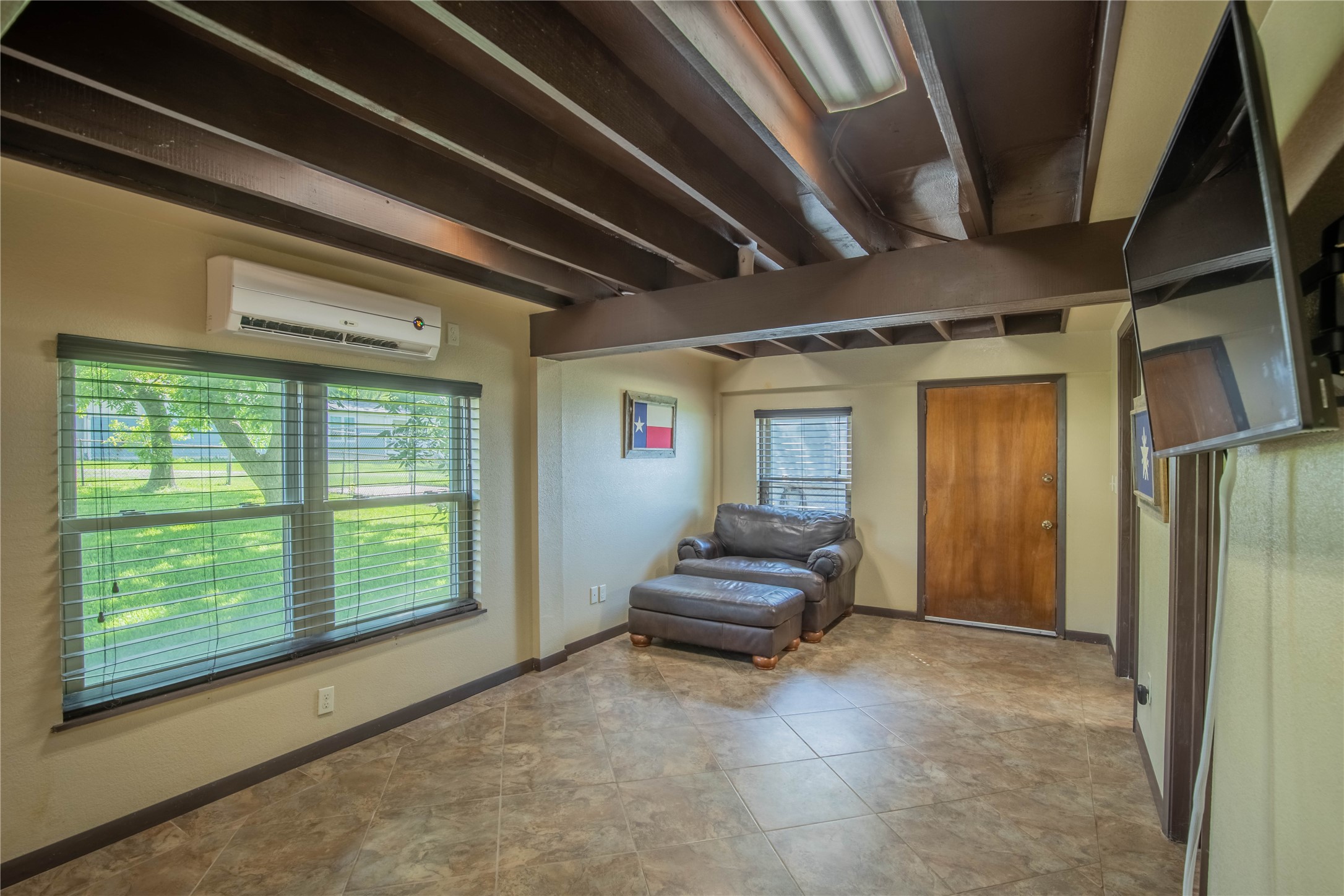 202 Willie Cook Street Property Photo 35