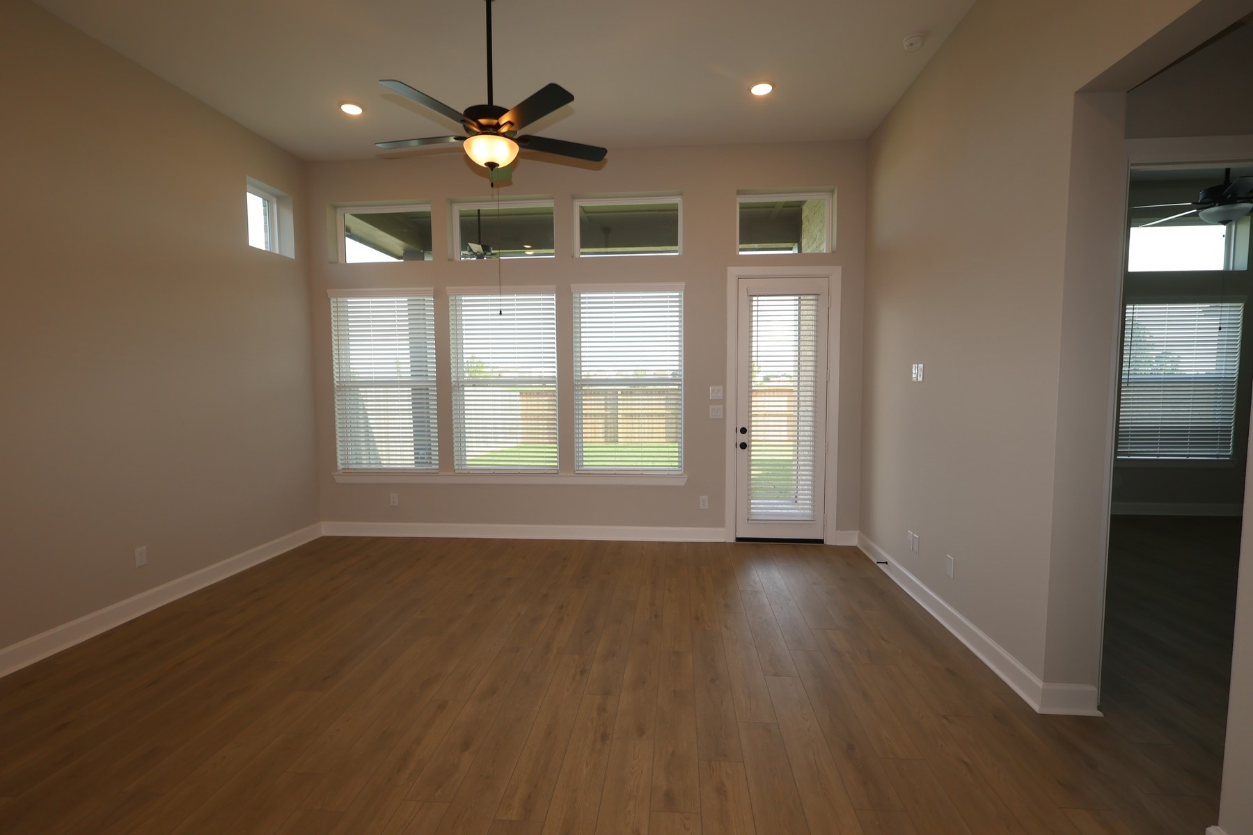 27 Savory Saute Drive Property Photo 8