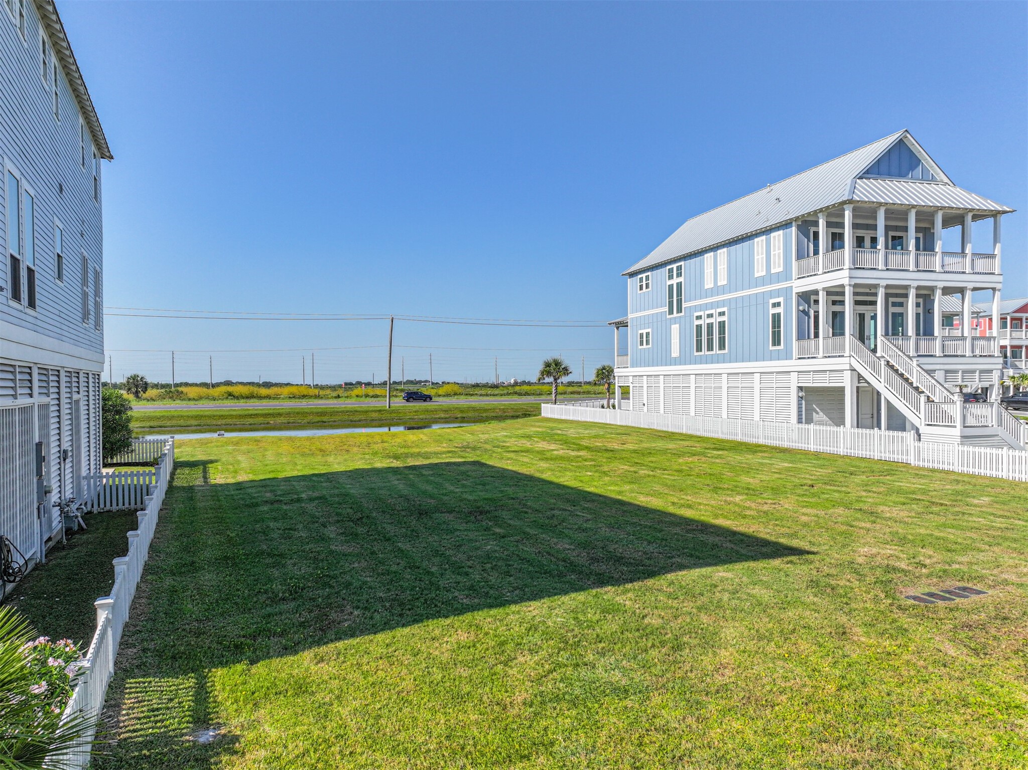 11386 Starfish Property Photo 3