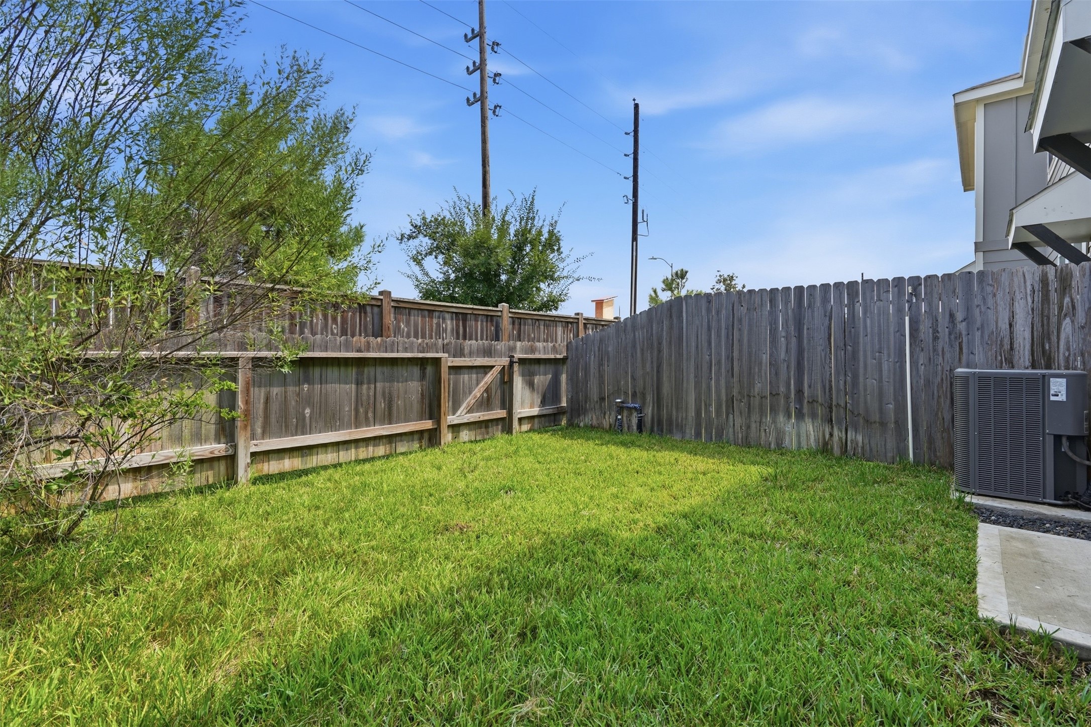 27934 Western Creek Court Property Photo 5