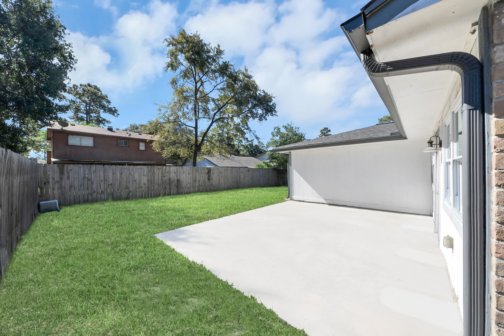 4918 Monteith Drive Property Photo 3