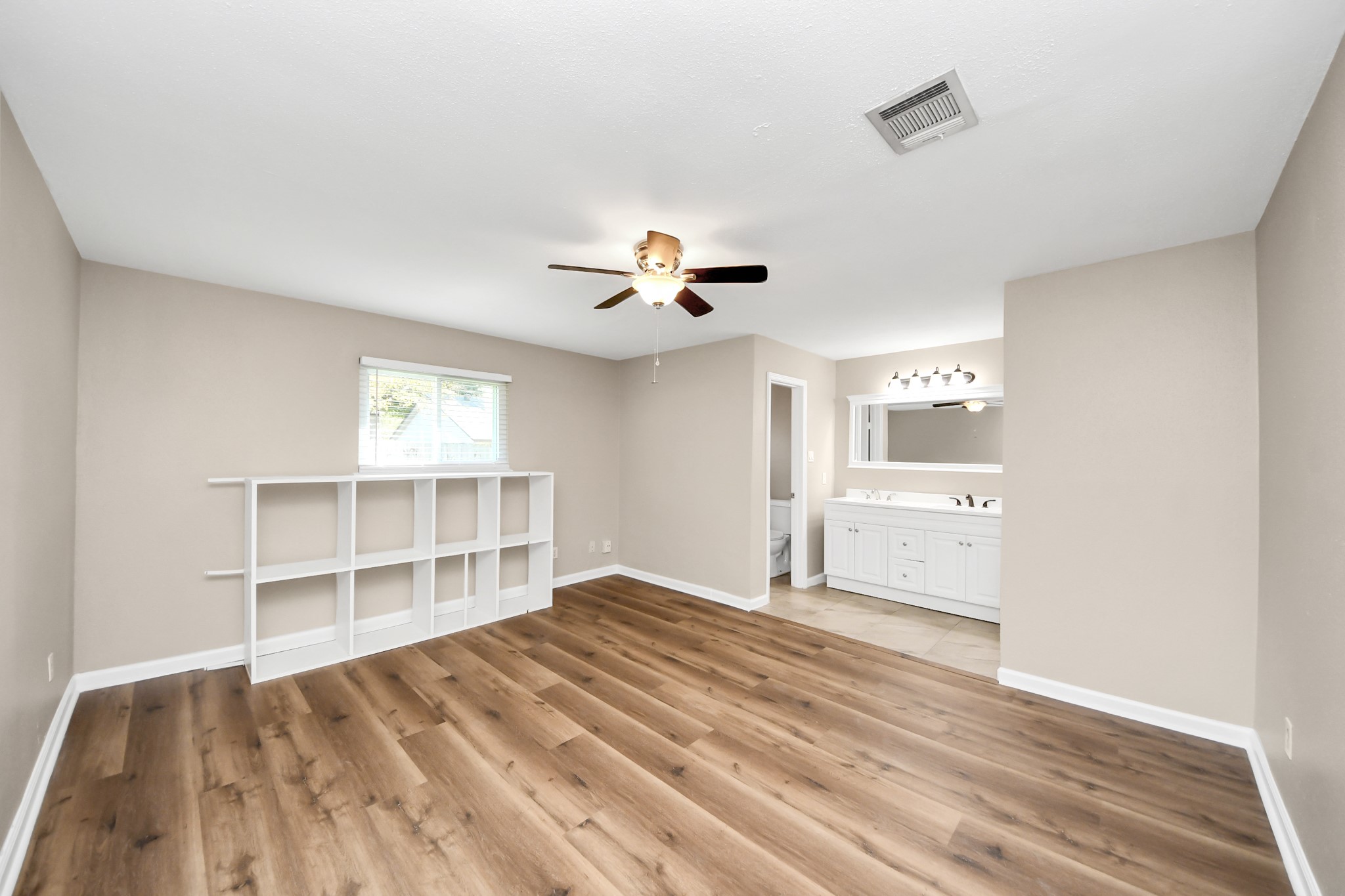 4918 Monteith Drive Property Photo 12
