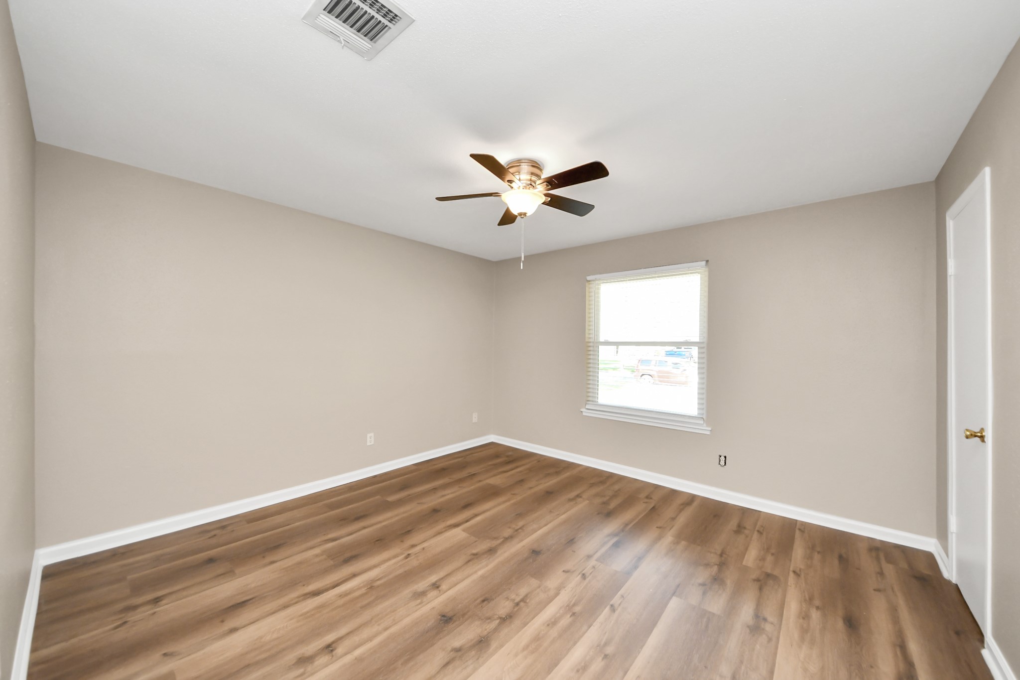 4918 Monteith Drive Property Photo 17