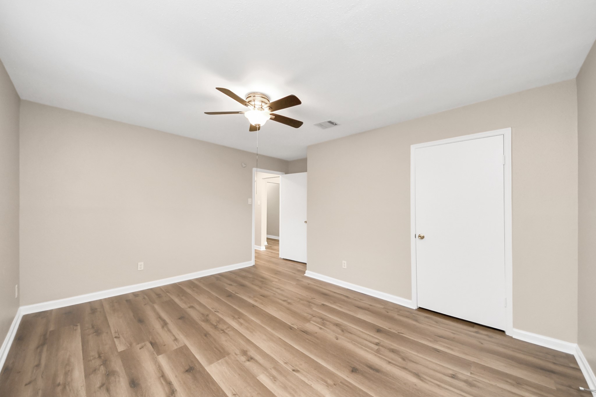 4918 Monteith Drive Property Photo 20