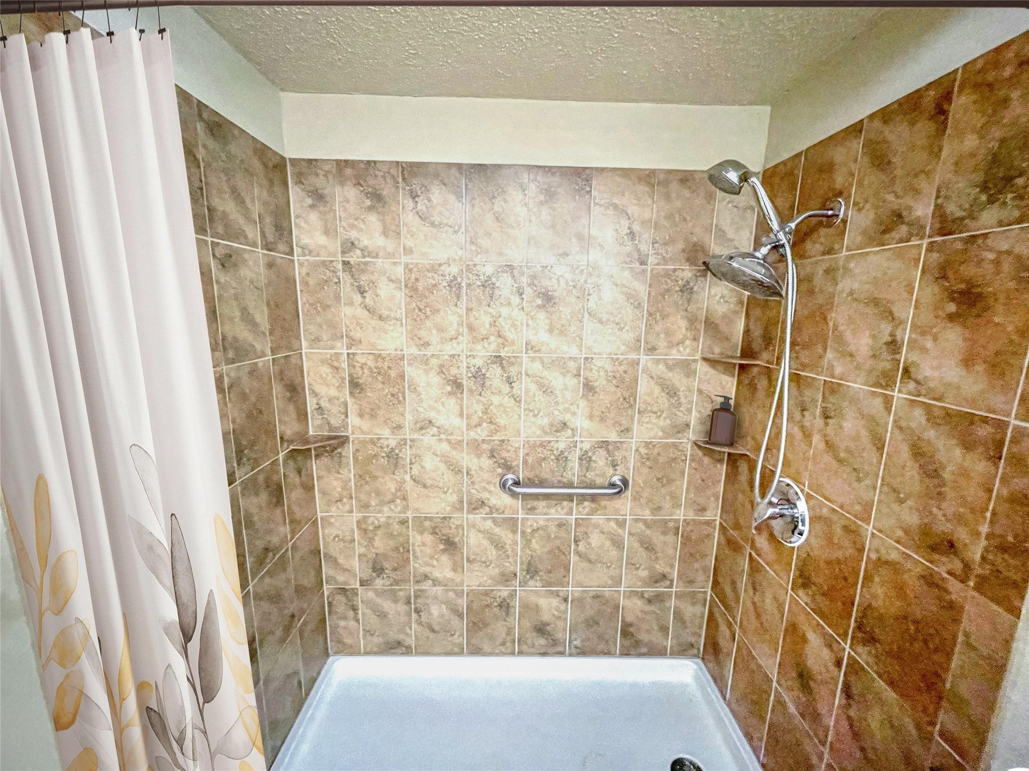 12010 Mighty Oak Drive A Property Photo 7