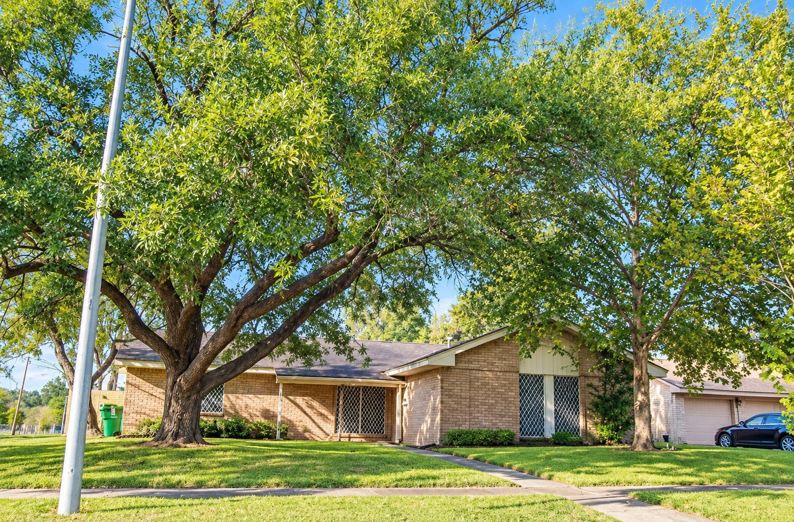 4034 Curly Oaks Drive Property Photo 1