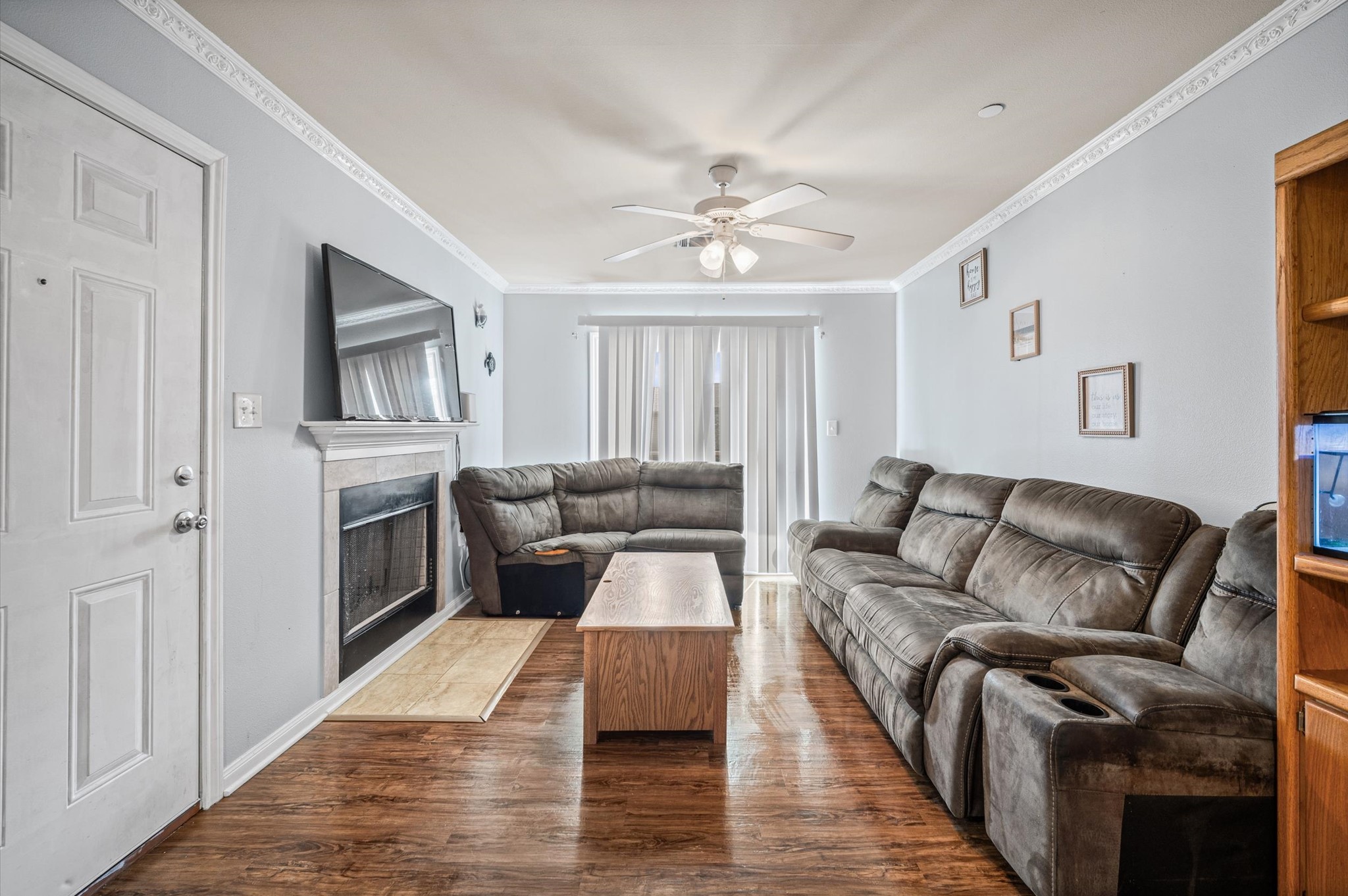 7600 Emmett F Lowry Expressway 416 Property Photo 1